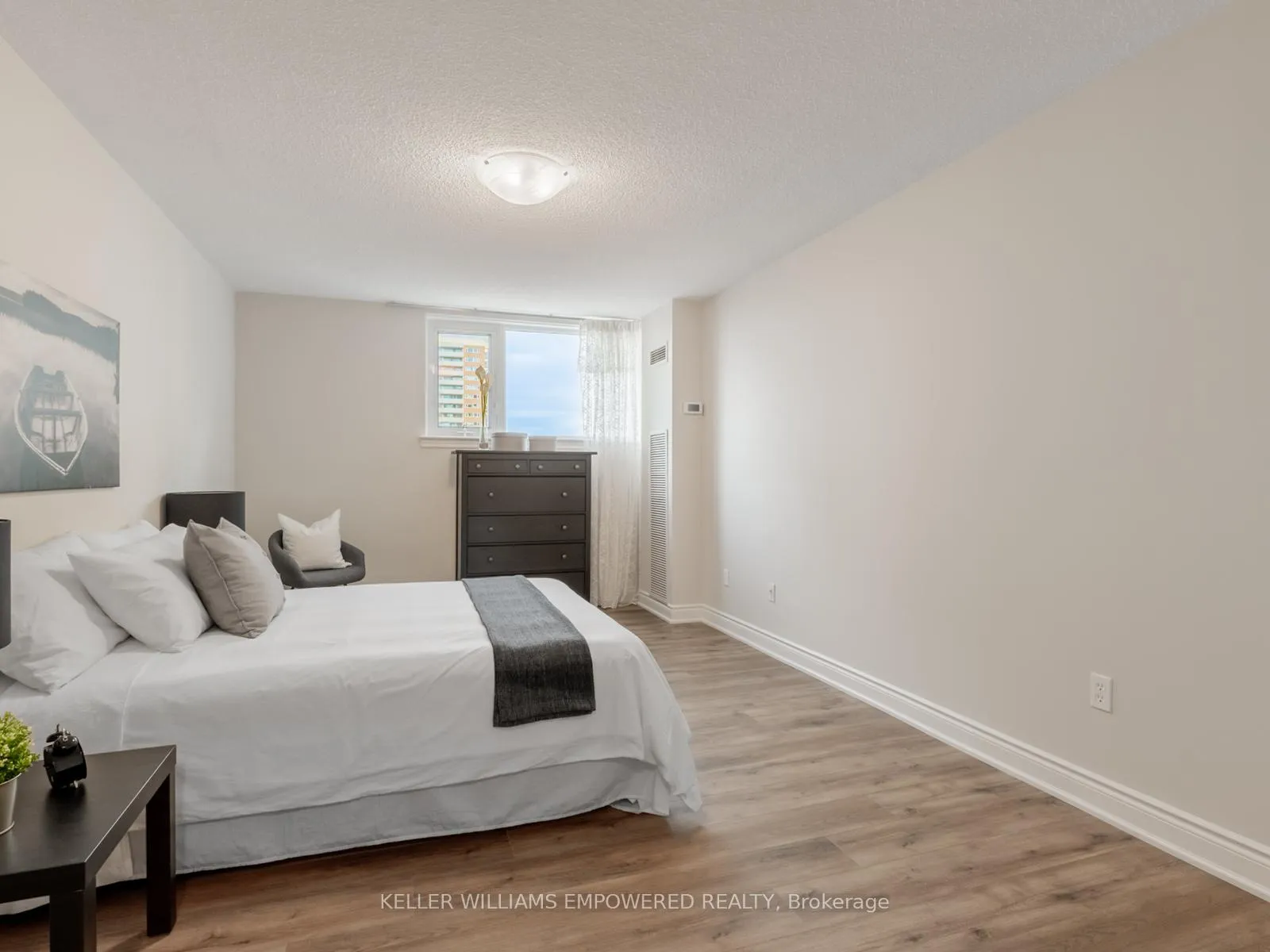 Photo 20 of Unit 709, 240 Scarlett Road, Toronto, Rockcliffe-Smythe — HOMEH
