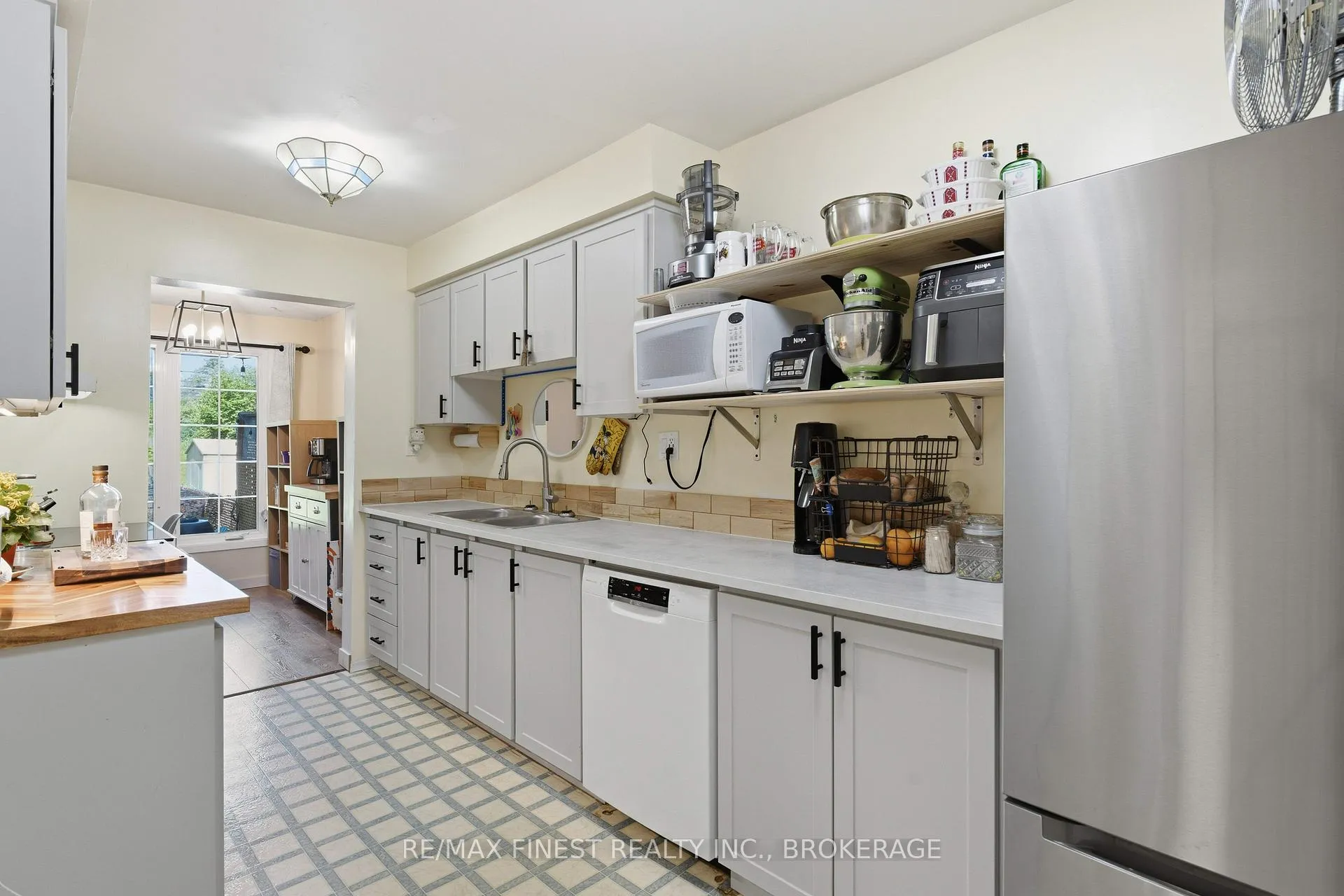 Photo 6 of 26 Windfield Crescent, Kingston, Kingston East (Incl Barret Crt) — HOMEH
