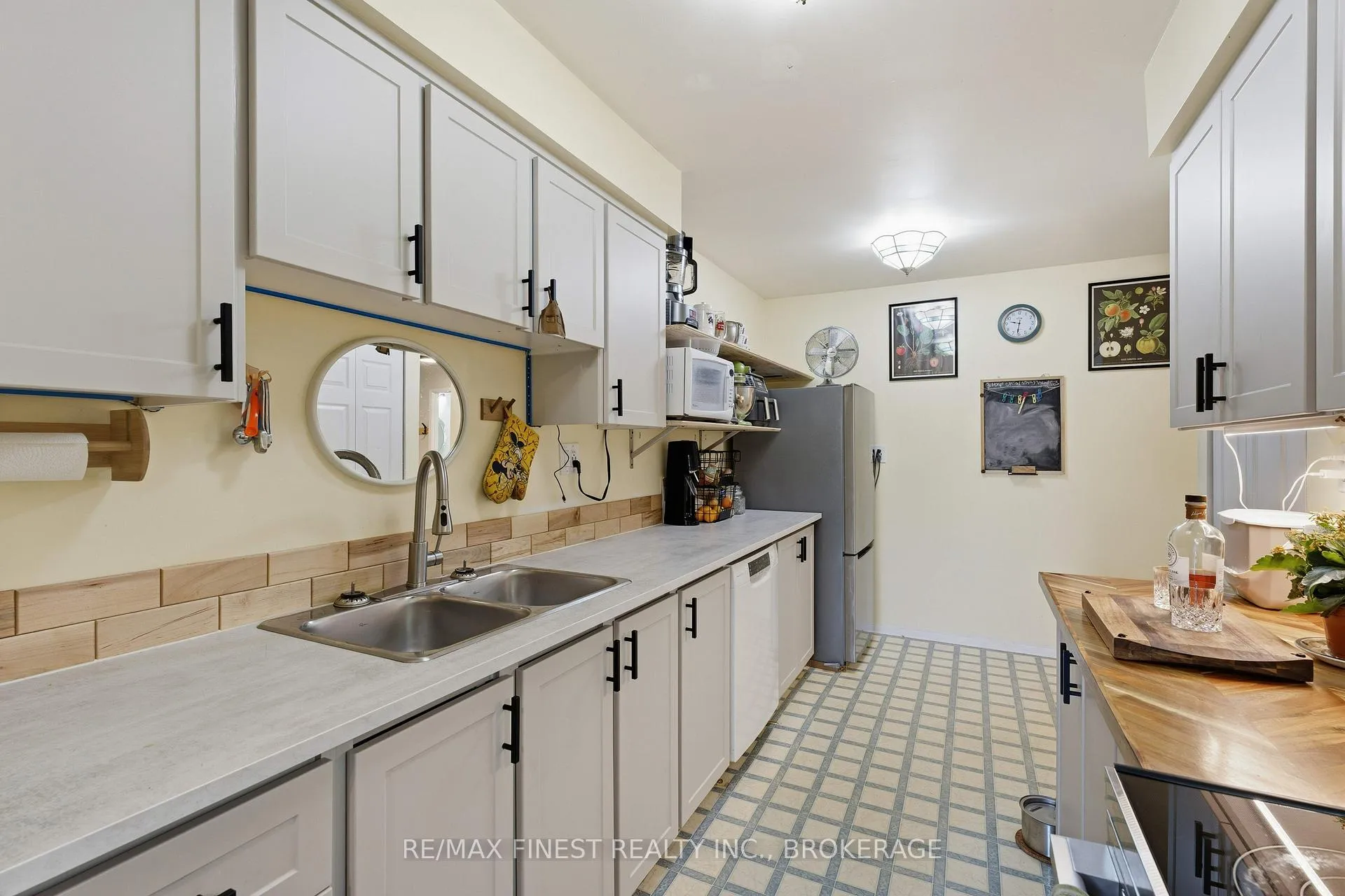 Photo 7 of 26 Windfield Crescent, Kingston, Kingston East (Incl Barret Crt) — HOMEH