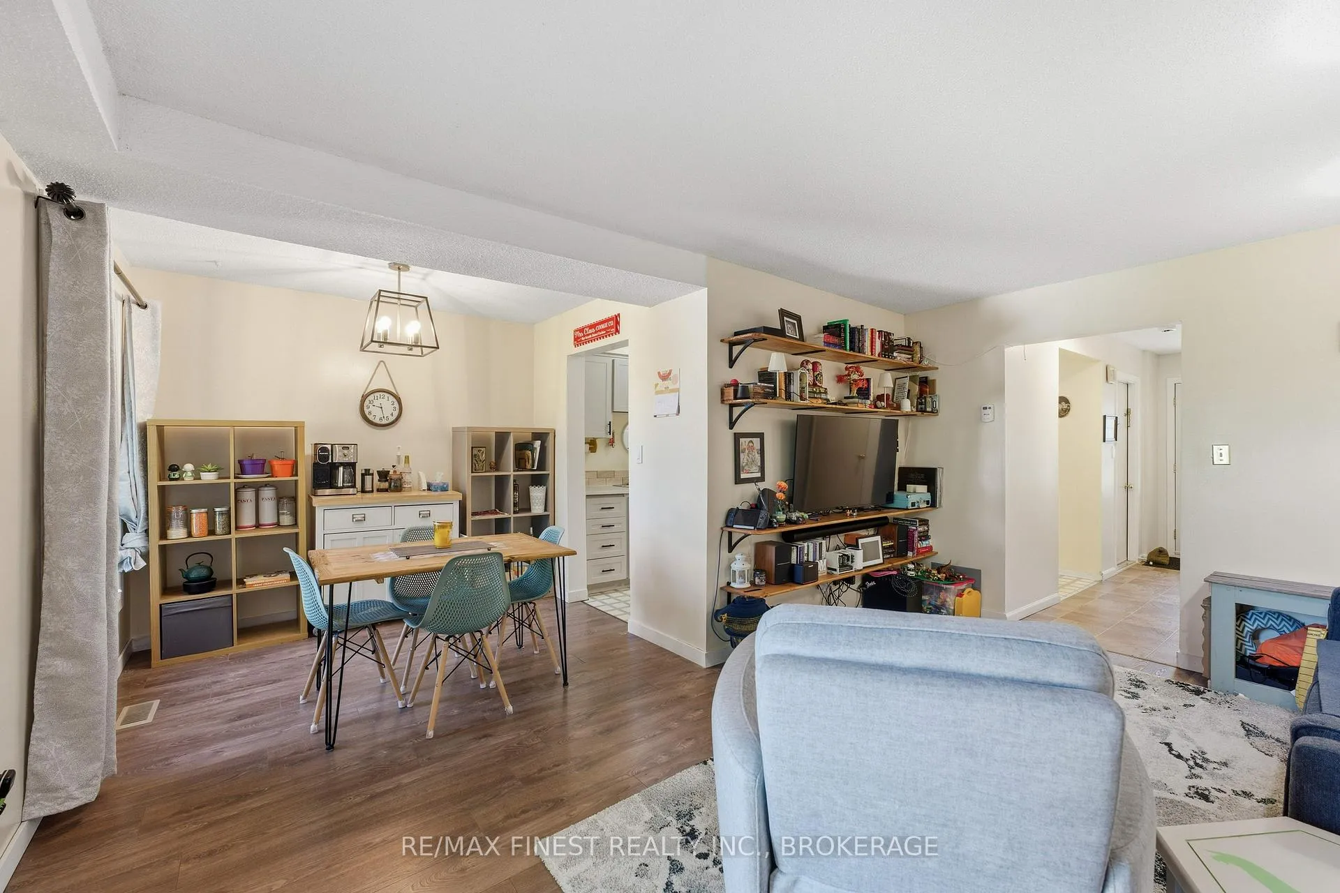 Photo 12 of 26 Windfield Crescent, Kingston, Kingston East (Incl Barret Crt) — HOMEH