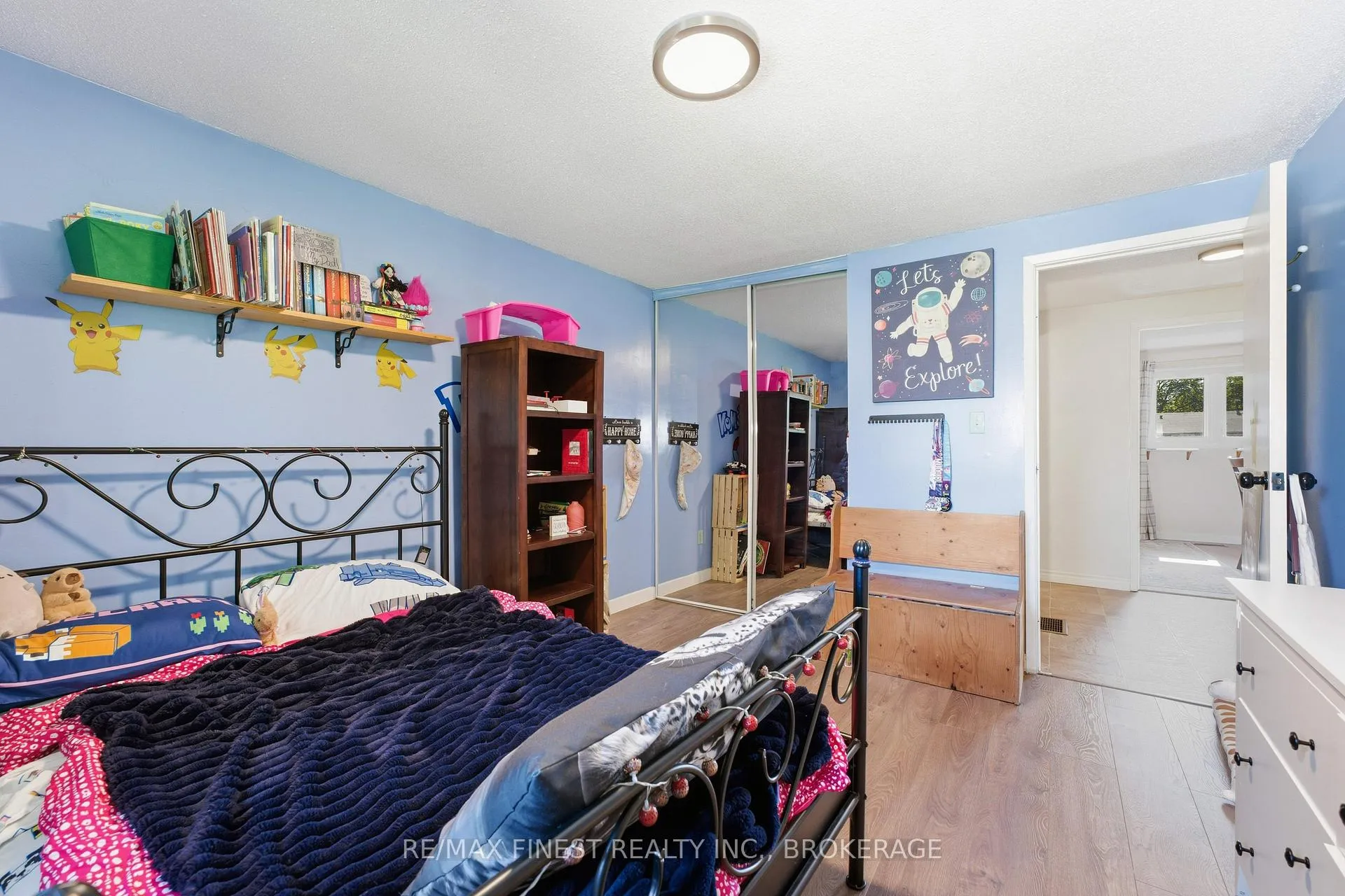Photo 23 of 26 Windfield Crescent, Kingston, Kingston East (Incl Barret Crt) — HOMEH