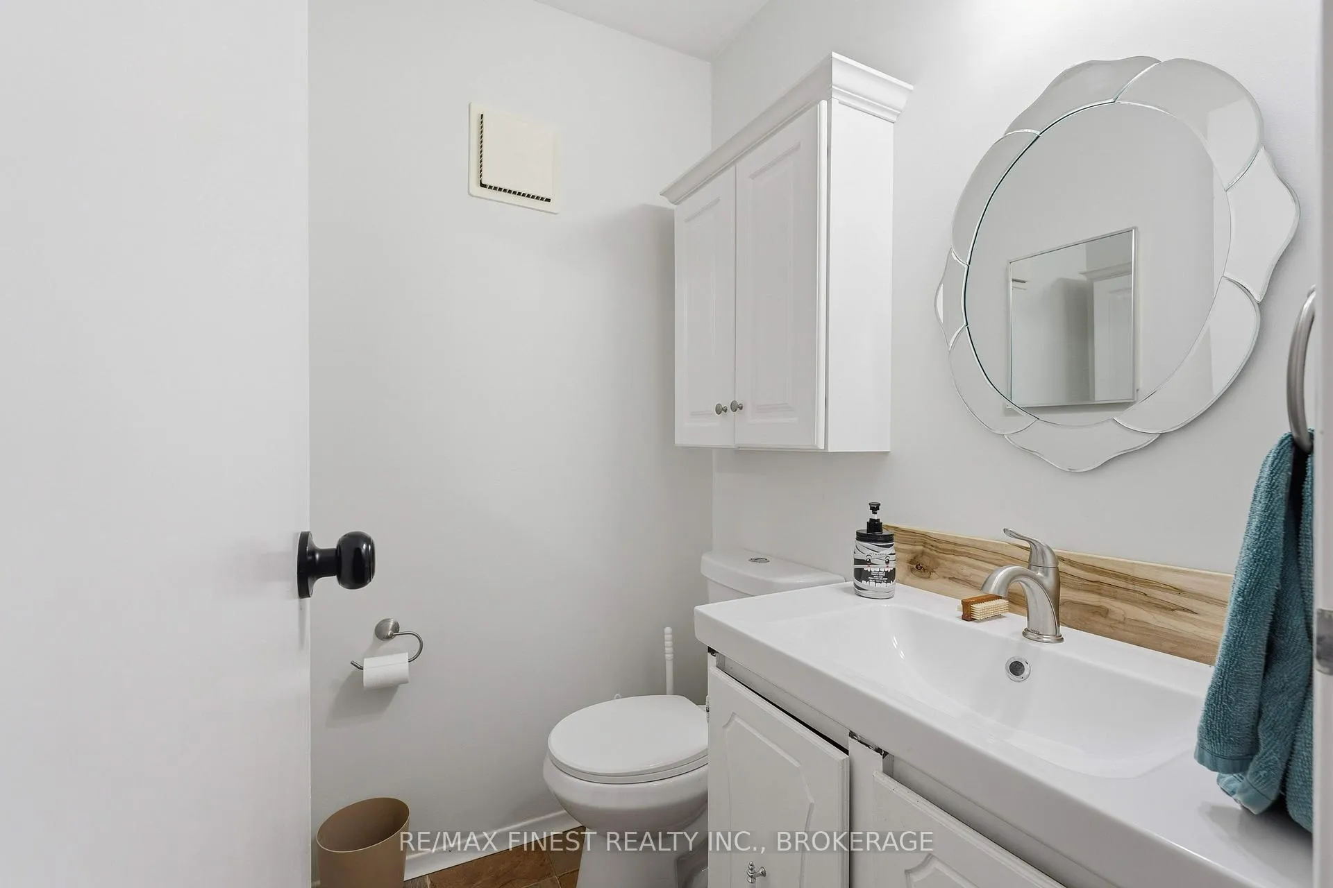 Photo 26 of 26 Windfield Crescent, Kingston, Kingston East (Incl Barret Crt) — HOMEH