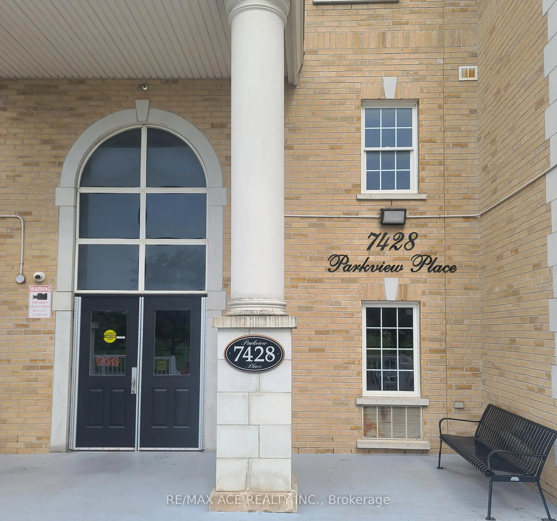 Photo 3 of Unit 320, 7428 Markham Road, Markham, Middlefield — HOMEH