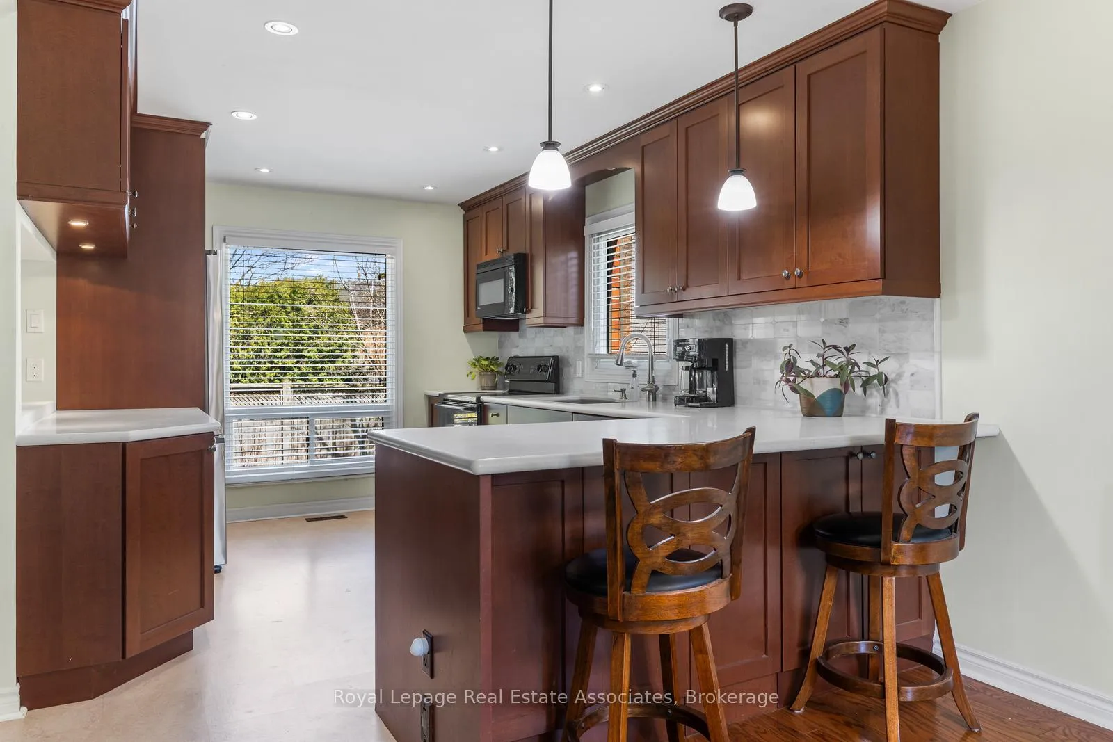 Photo 14 of 4107 Rolling Valley Drive, Mississauga, Erin Mills — HOMEH