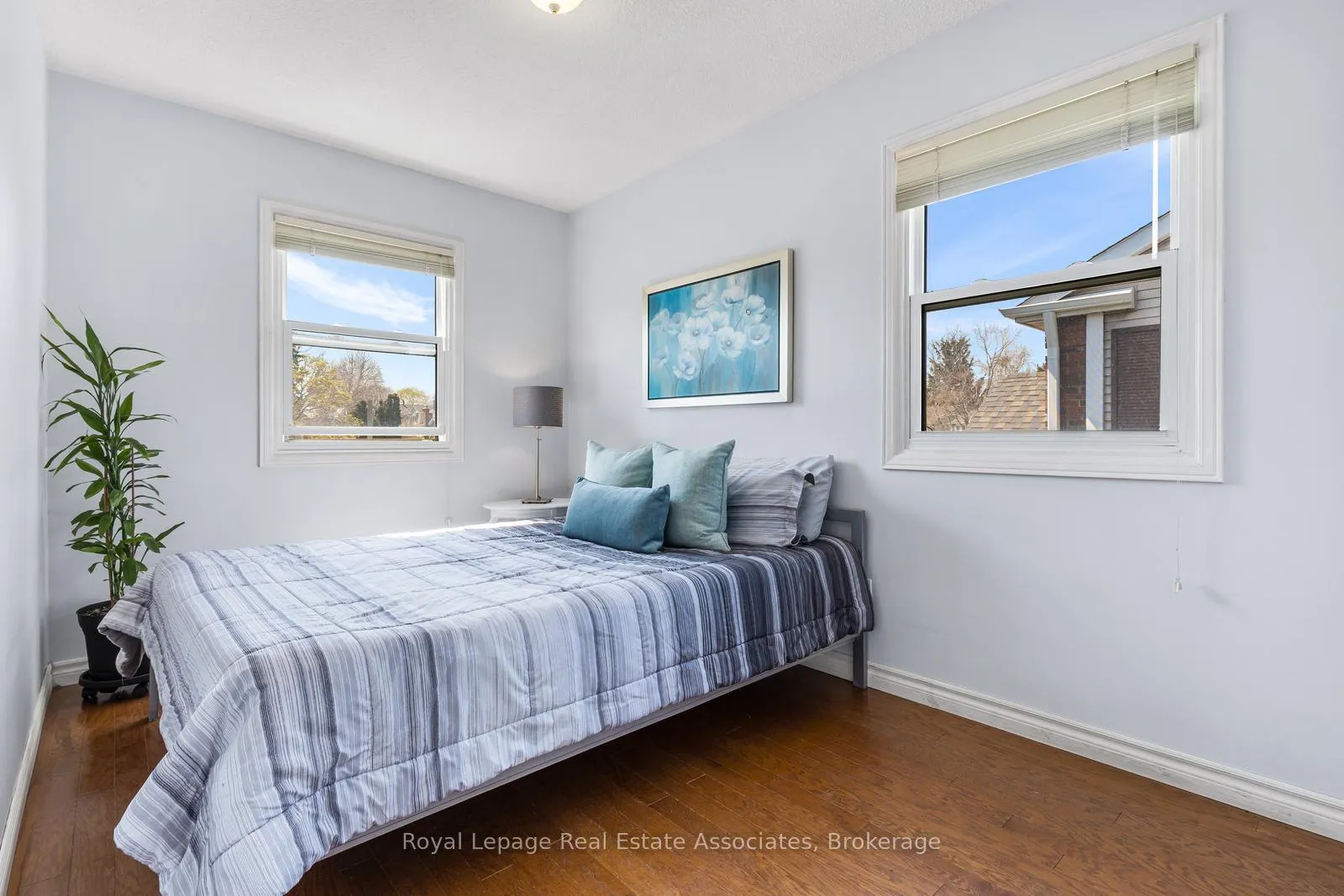Photo 23 of 4107 Rolling Valley Drive, Mississauga, Erin Mills — HOMEH