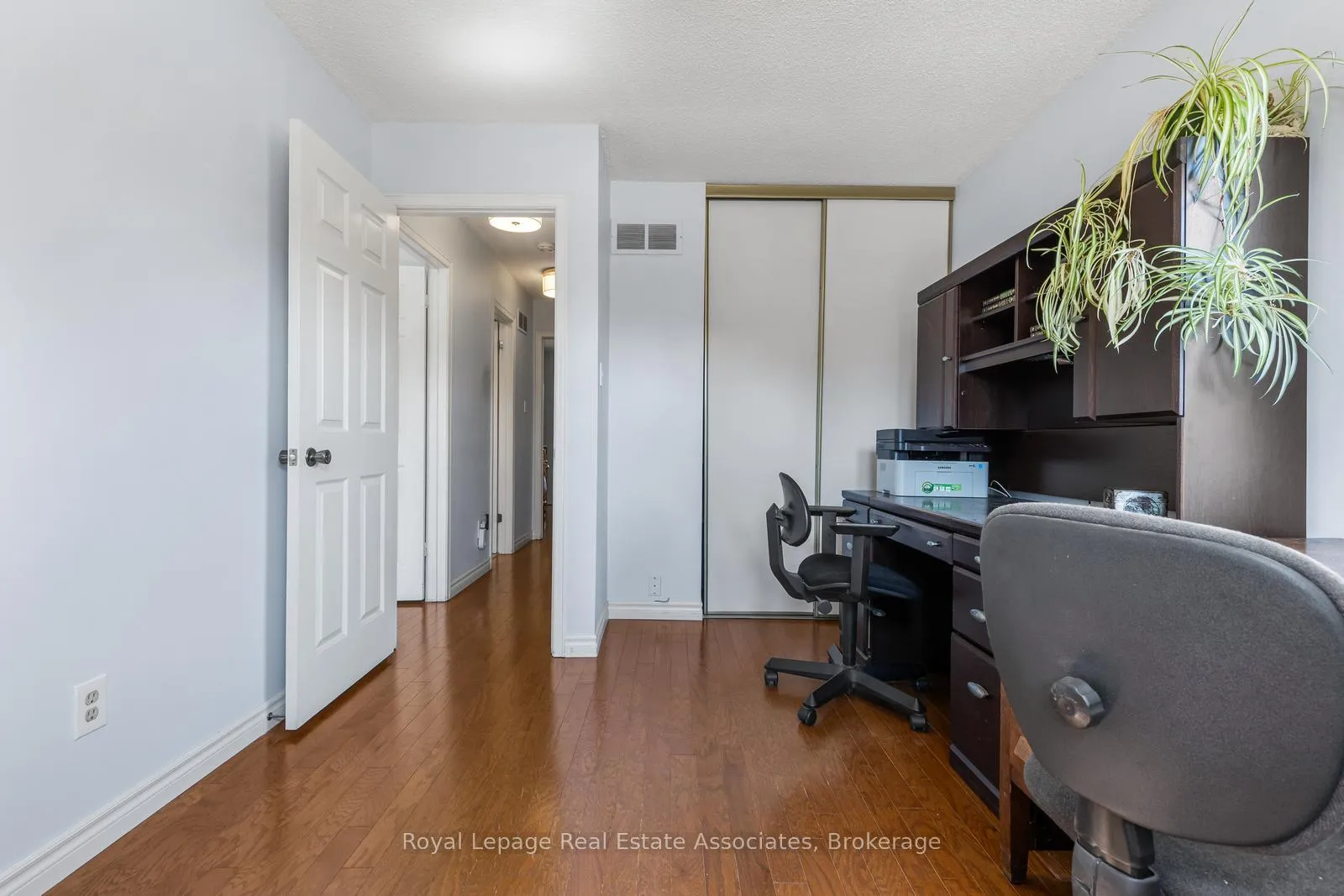 Photo 26 of 4107 Rolling Valley Drive, Mississauga, Erin Mills — HOMEH