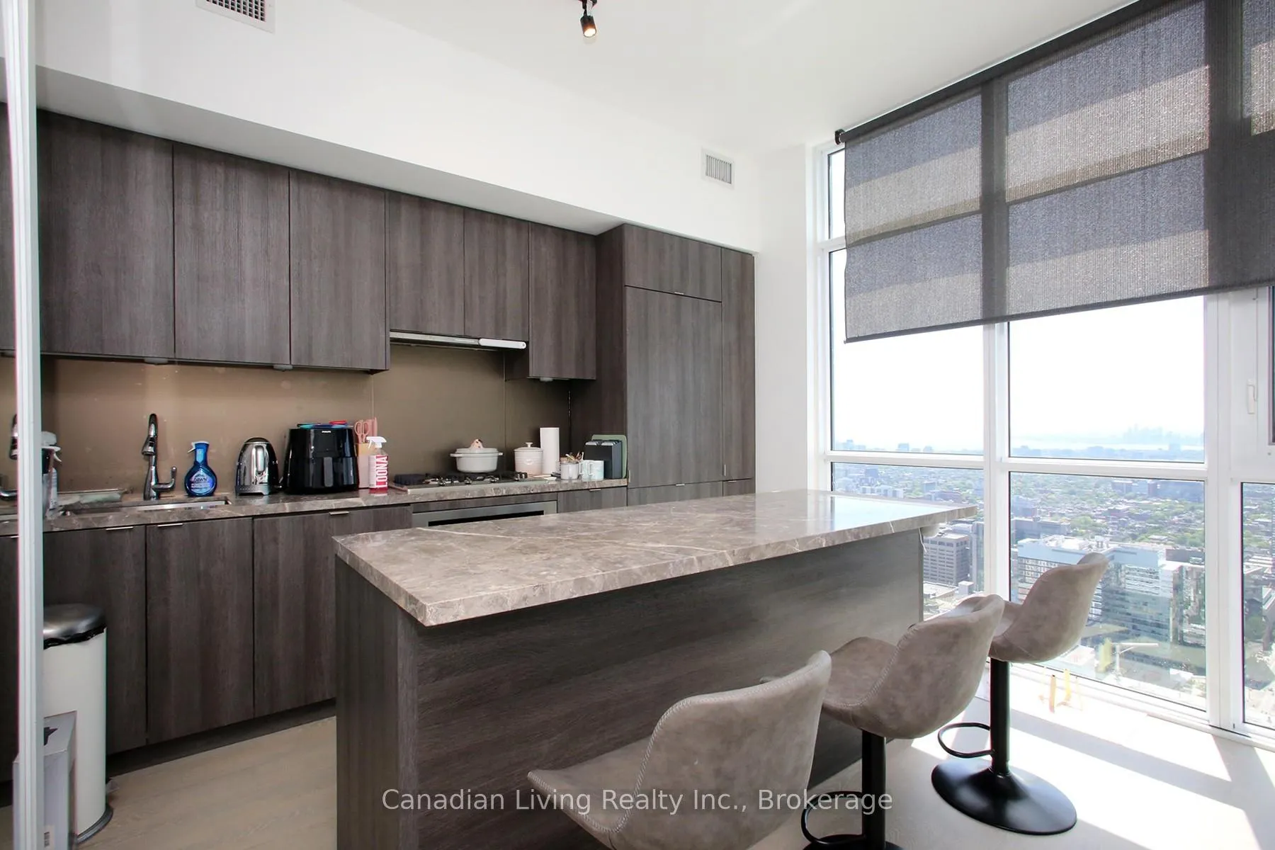 Photo 8 of Unit 6401, 7 Grenville Street, Toronto, Bay Street Corridor — HOMEH