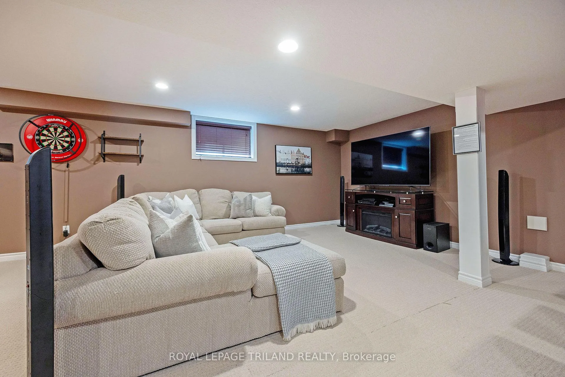 Photo 28 of 1981 Rollingacres Drive, London, North C — HOMEH