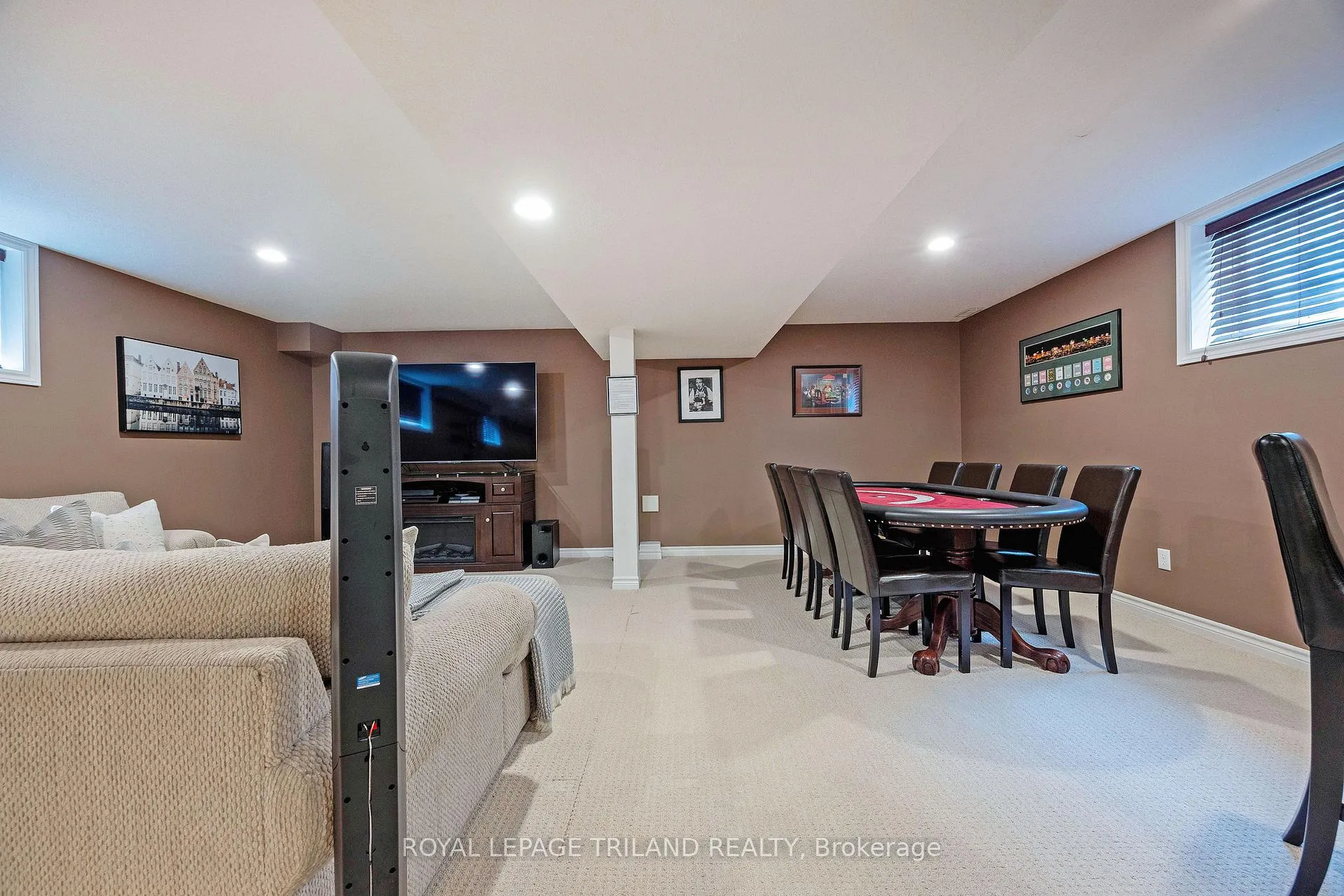 Photo 29 of 1981 Rollingacres Drive, London, North C — HOMEH
