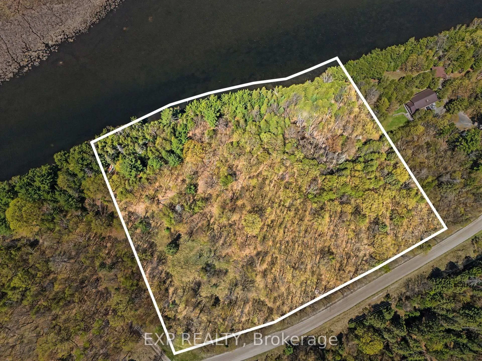 Photo 2 of 00 Ennis Road, Tay Valley, Bathurst/Burgess & Sherbrooke (Bathurst) Twp — HOMEH