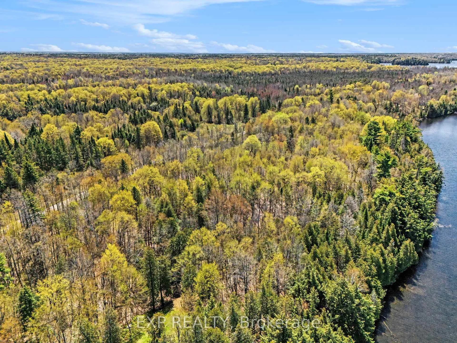 Photo 10 of 00 Ennis Road, Tay Valley, Bathurst/Burgess & Sherbrooke (Bathurst) Twp — HOMEH