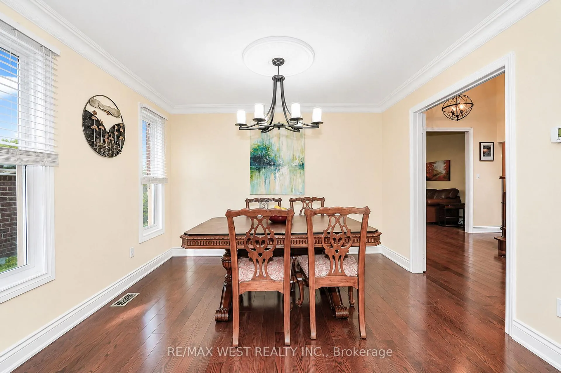 Photo 5 of 1536 Huntsmill Drive, Pickering, Liverpool — HOMEH