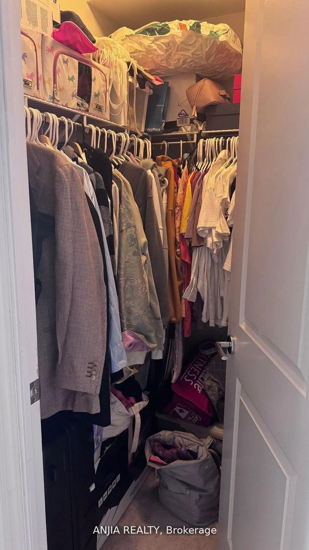 Photo 5 of Unit 608, 21 Upper Duke Crescent, Markham, Unionville — HOMEH