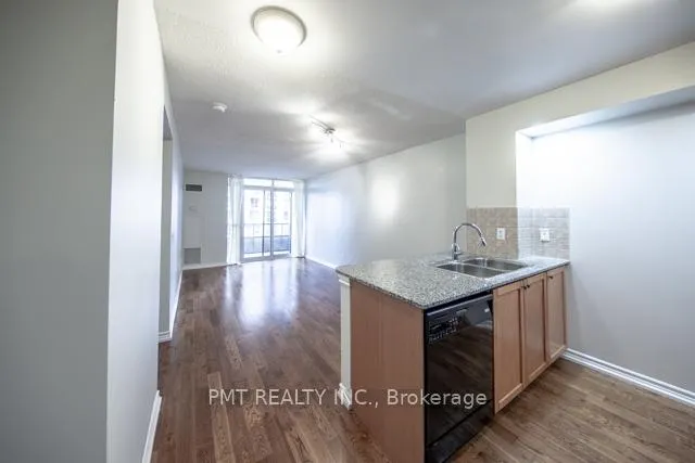 Photo 4 of Unit 1522, 5233 Dundas Street W, Etobicoke, Islington-City Centre West — HOMEH