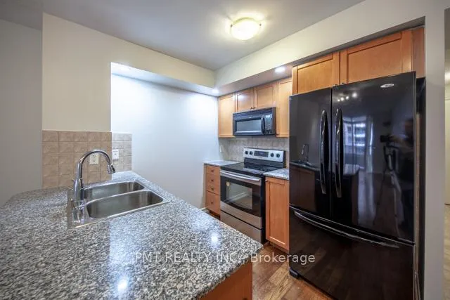 Photo 5 of Unit 1522, 5233 Dundas Street W, Etobicoke, Islington-City Centre West — HOMEH