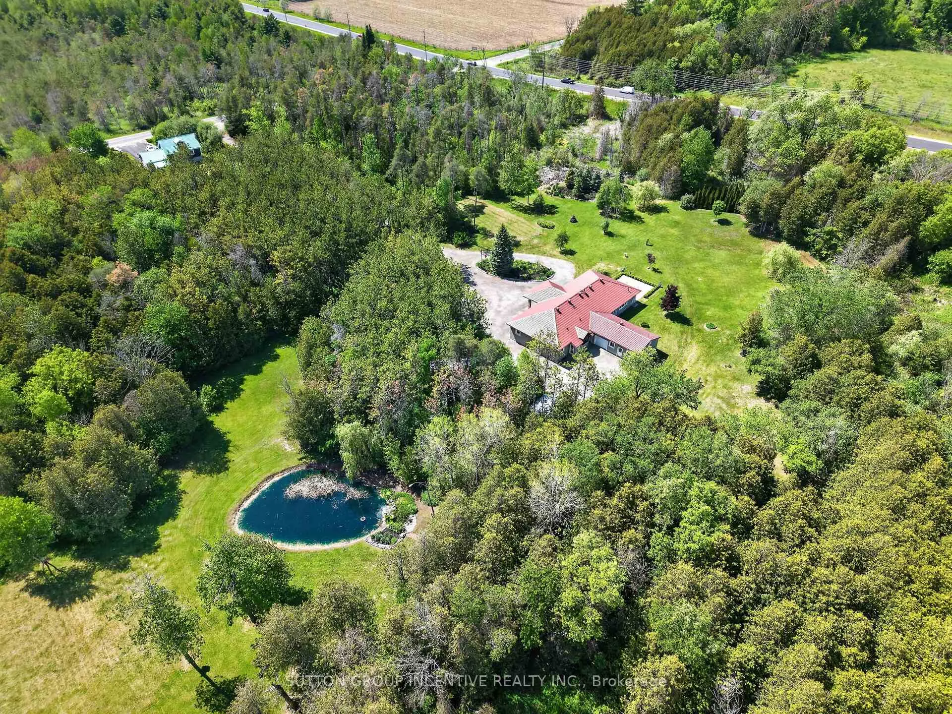 Photo 1 of 6805 8th Line, Essa, Rural Essa — HOMEH