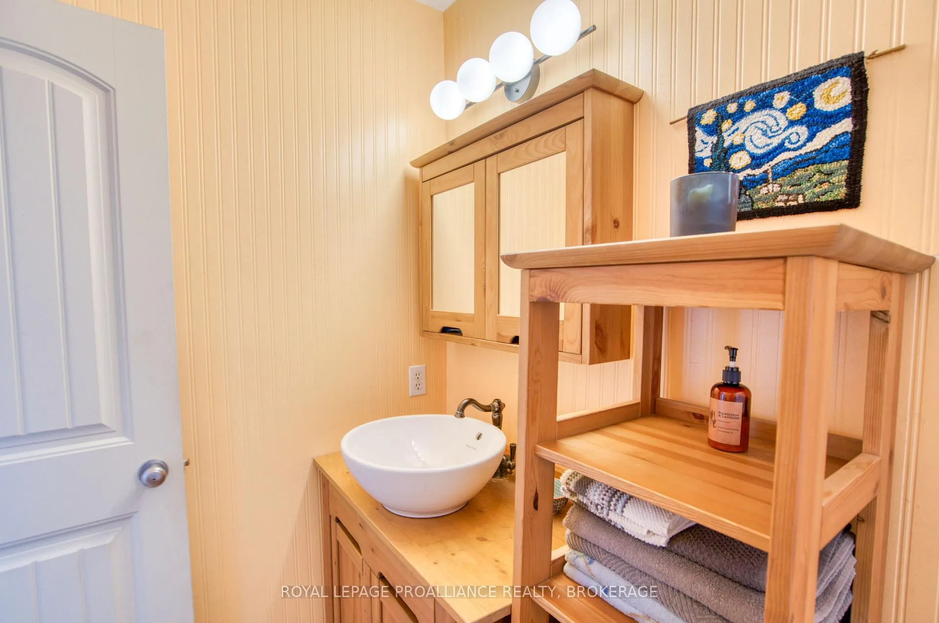 Photo 36 of 1198 Narrows Lane, Frontenac, Frontenac South — HOMEH