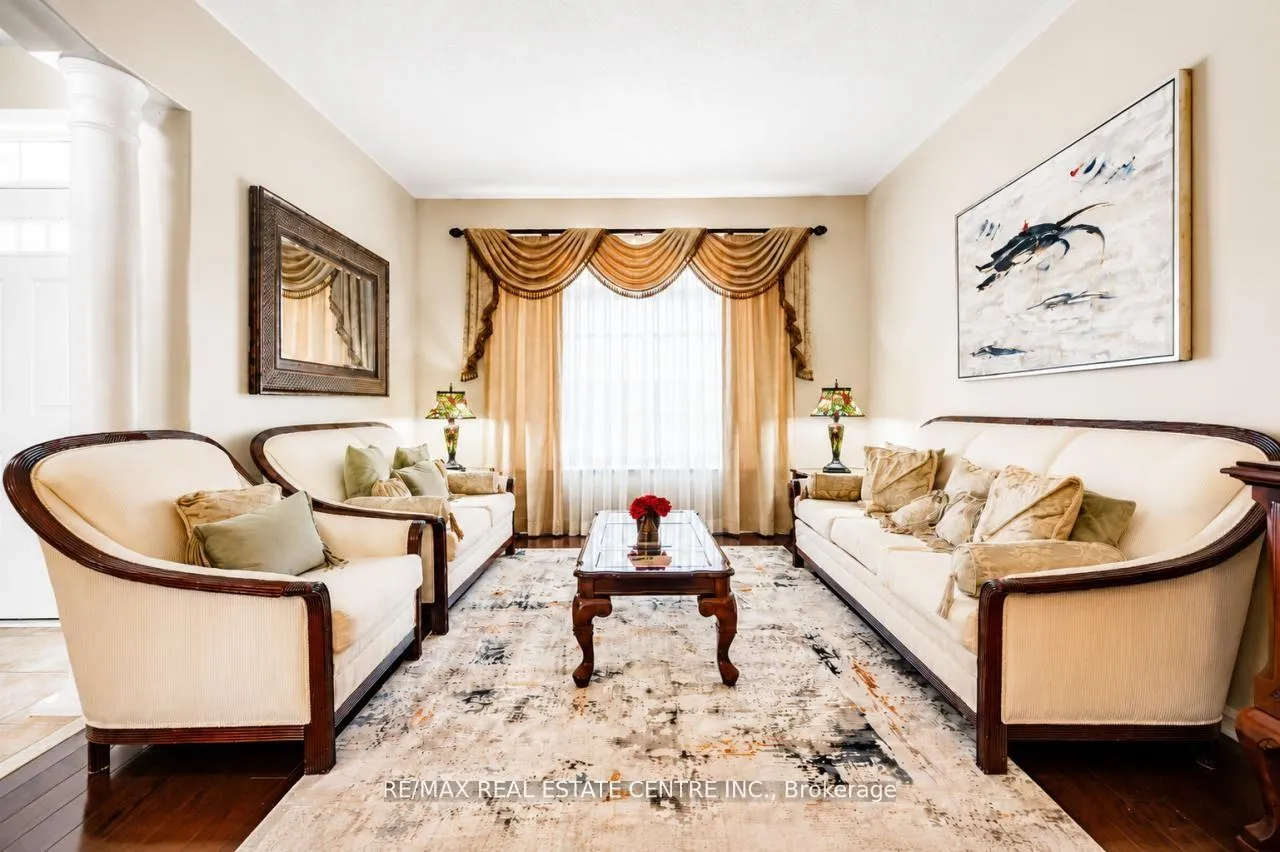 Photo 4 of 3672 Swanson Drive, Mississauga, Lisgar — HOMEH