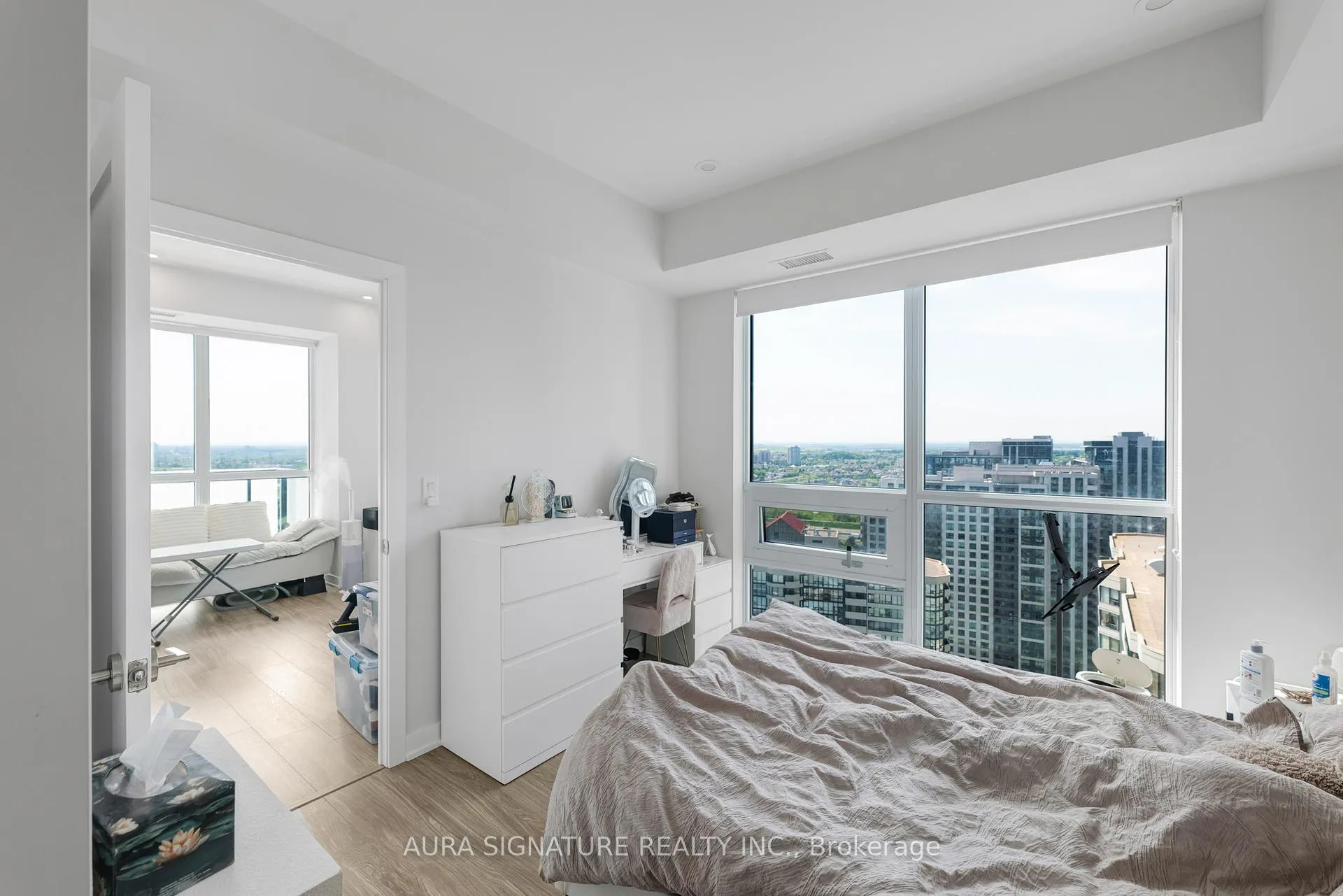 Photo 26 of 430 Square One Drive, Mississauga, Creditview — HOMEH