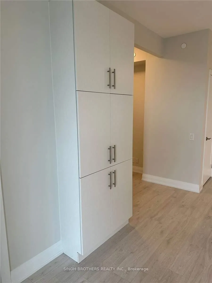 Photo 11 of Unit 701, 15 Lynch Street, Brampton, Downtown Brampton — HOMEH