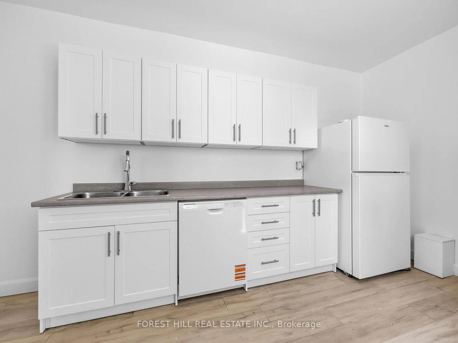 Photo 10 of 419 Dufferin Street, Toronto, Little Portugal — HOMEH