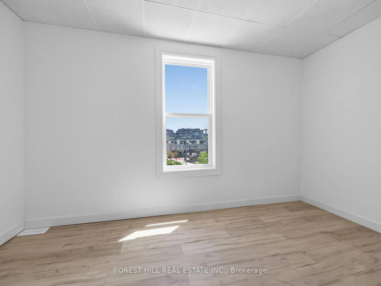 Photo 18 of 419 Dufferin Street, Toronto, Little Portugal — HOMEH