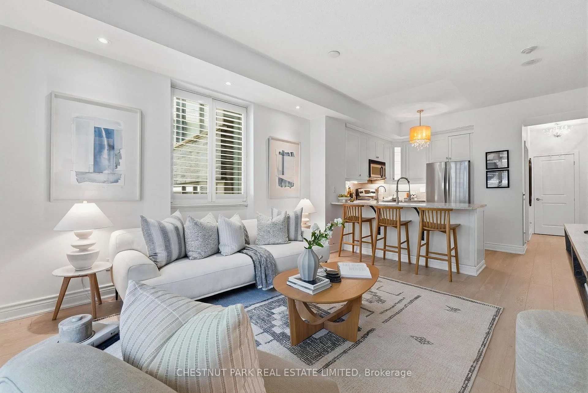 Photo 4 of Unit 417, 438 King Street W, Toronto, Waterfront Communities — HOMEH