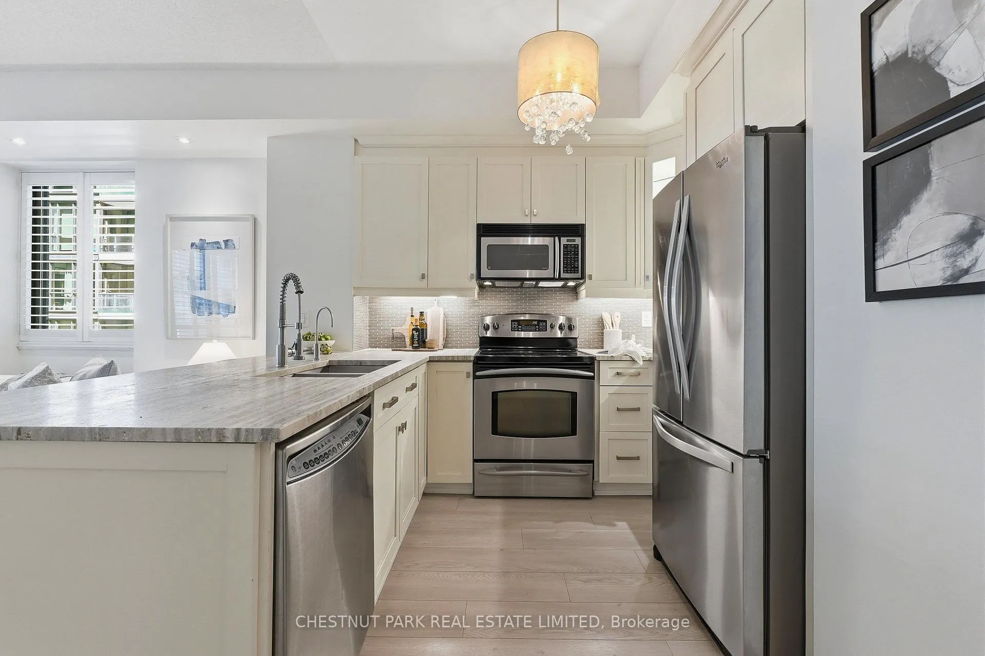 Photo 6 of Unit 417, 438 King Street W, Toronto, Waterfront Communities — HOMEH