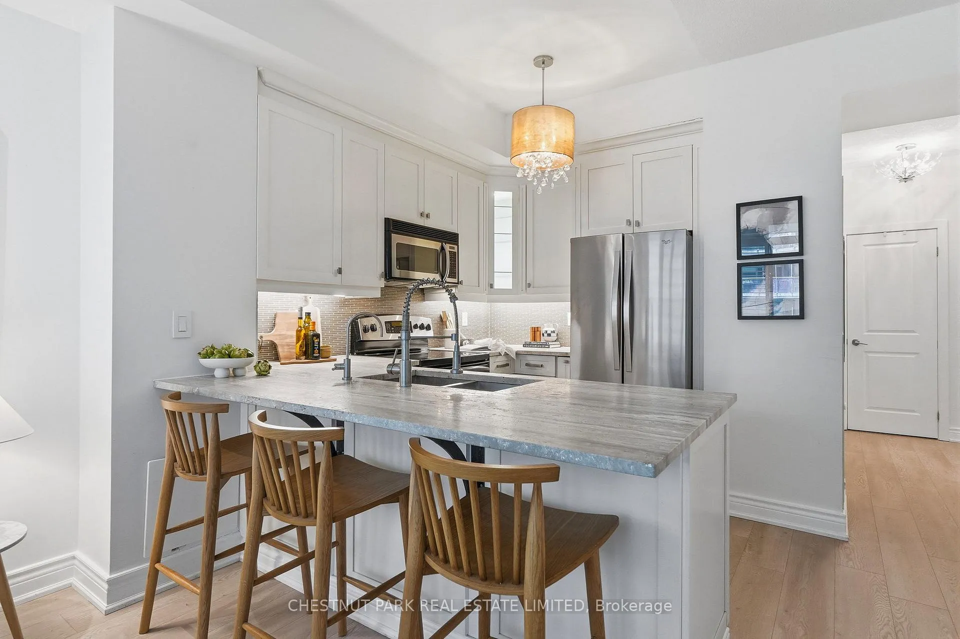 Photo 7 of Unit 417, 438 King Street W, Toronto, Waterfront Communities — HOMEH