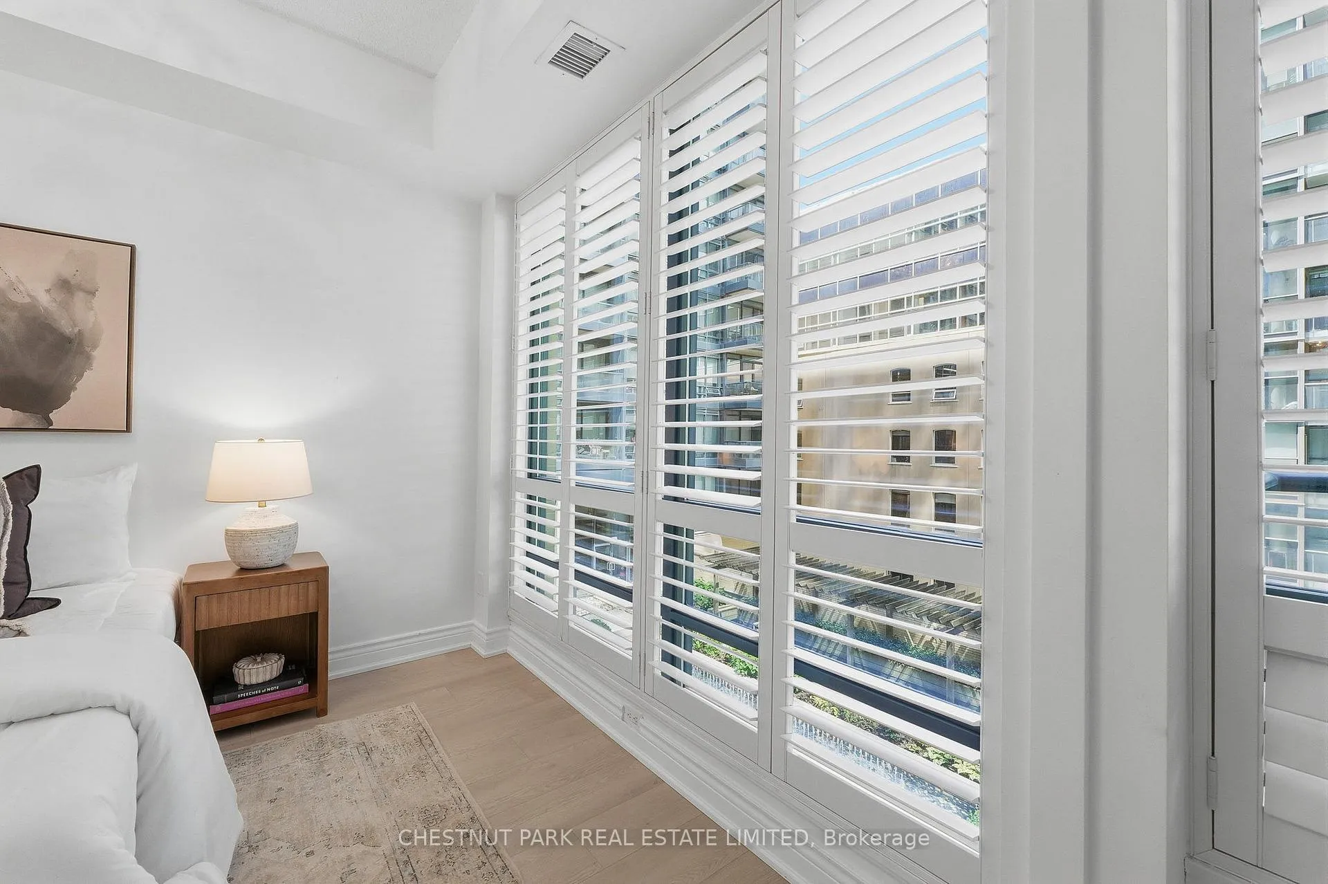 Photo 10 of Unit 417, 438 King Street W, Toronto, Waterfront Communities — HOMEH