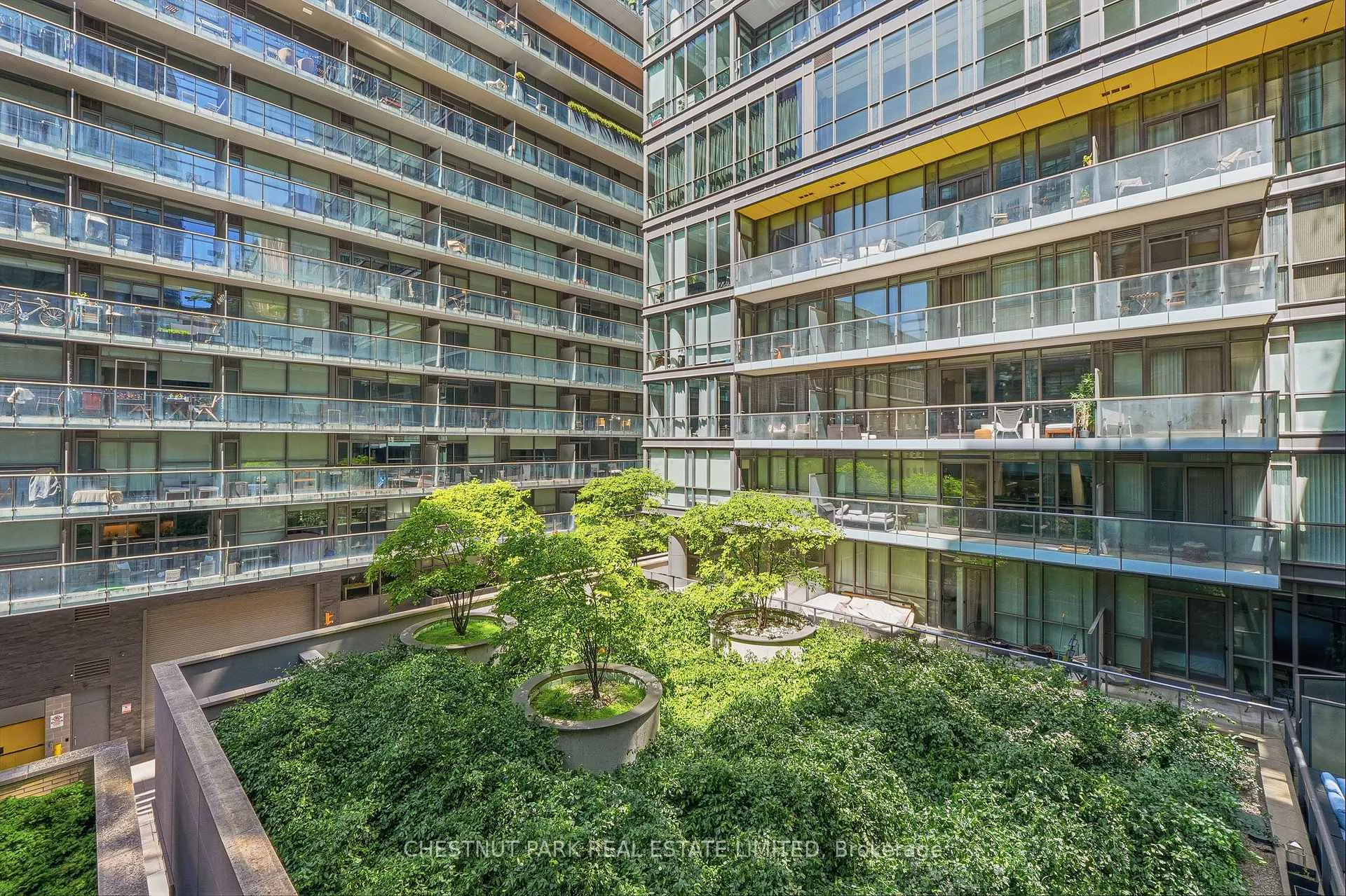 Photo 18 of Unit 417, 438 King Street W, Toronto, Waterfront Communities — HOMEH