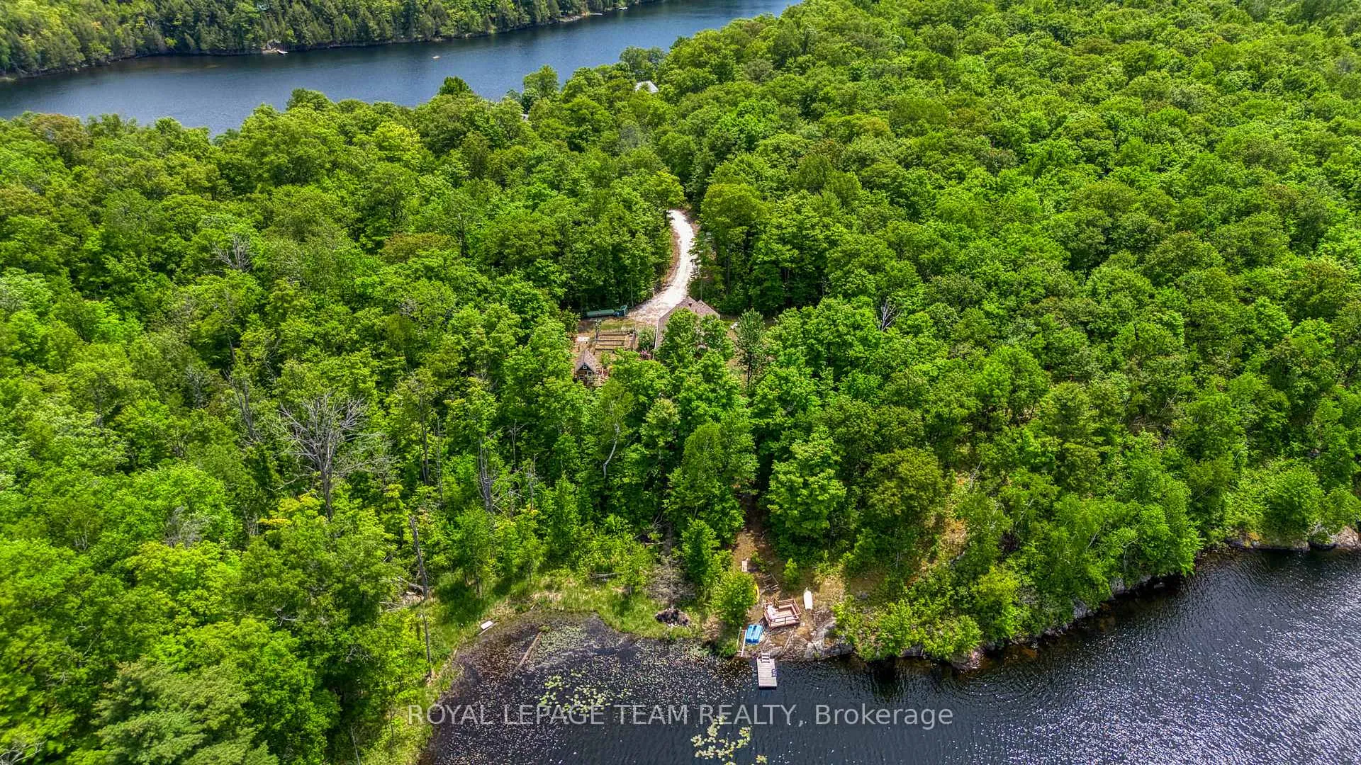 Photo 4 of 196 Silvery Lane, Tay Valley, Bathurst/Burgess & Sherbrooke (South Sherbrooke) Twp — HOMEH
