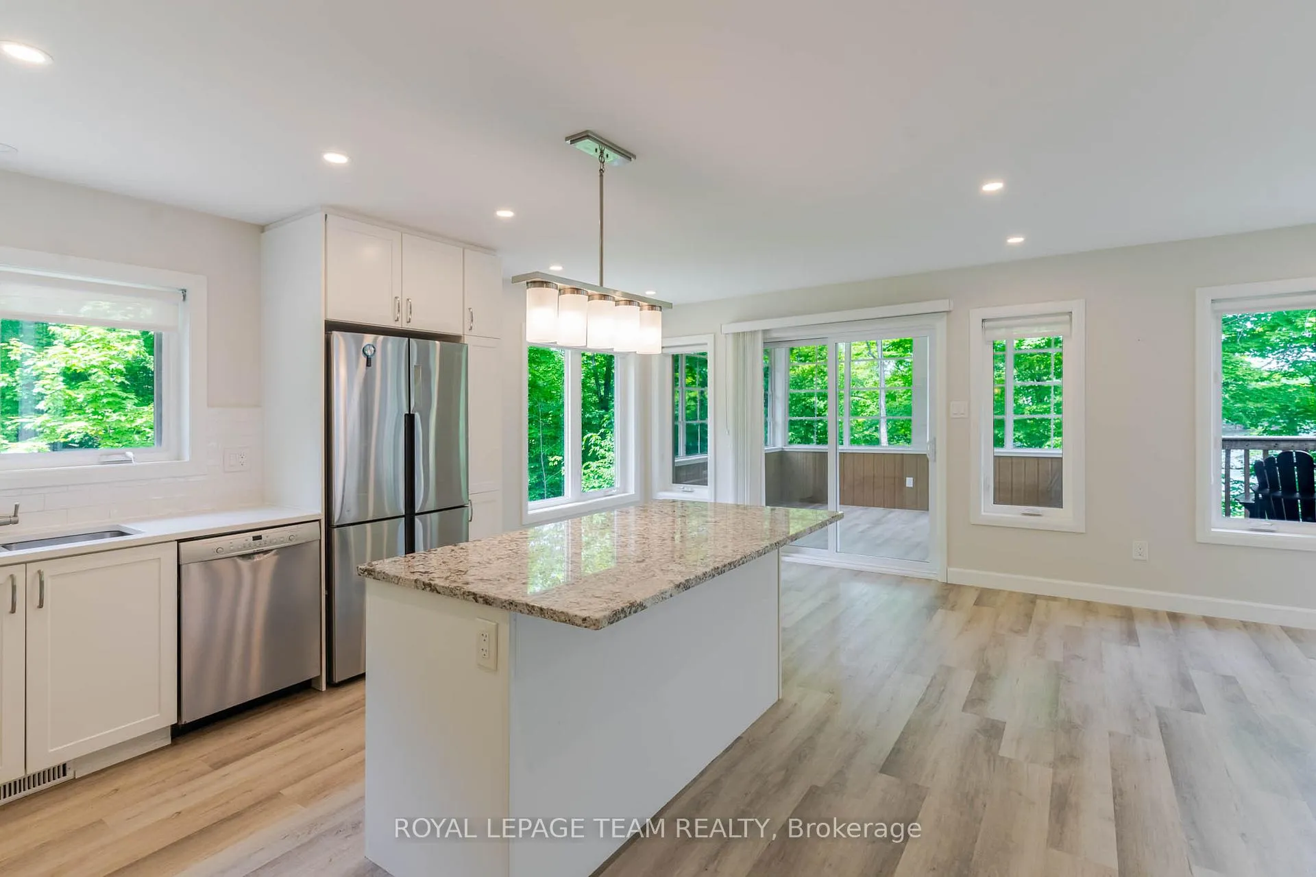 Photo 10 of 196 Silvery Lane, Tay Valley, Bathurst/Burgess & Sherbrooke (South Sherbrooke) Twp — HOMEH