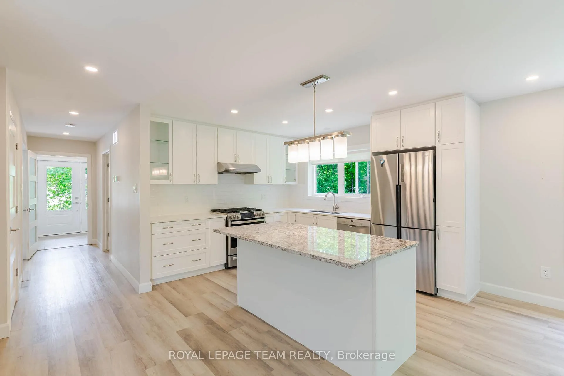 Photo 11 of 196 Silvery Lane, Tay Valley, Bathurst/Burgess & Sherbrooke (South Sherbrooke) Twp — HOMEH