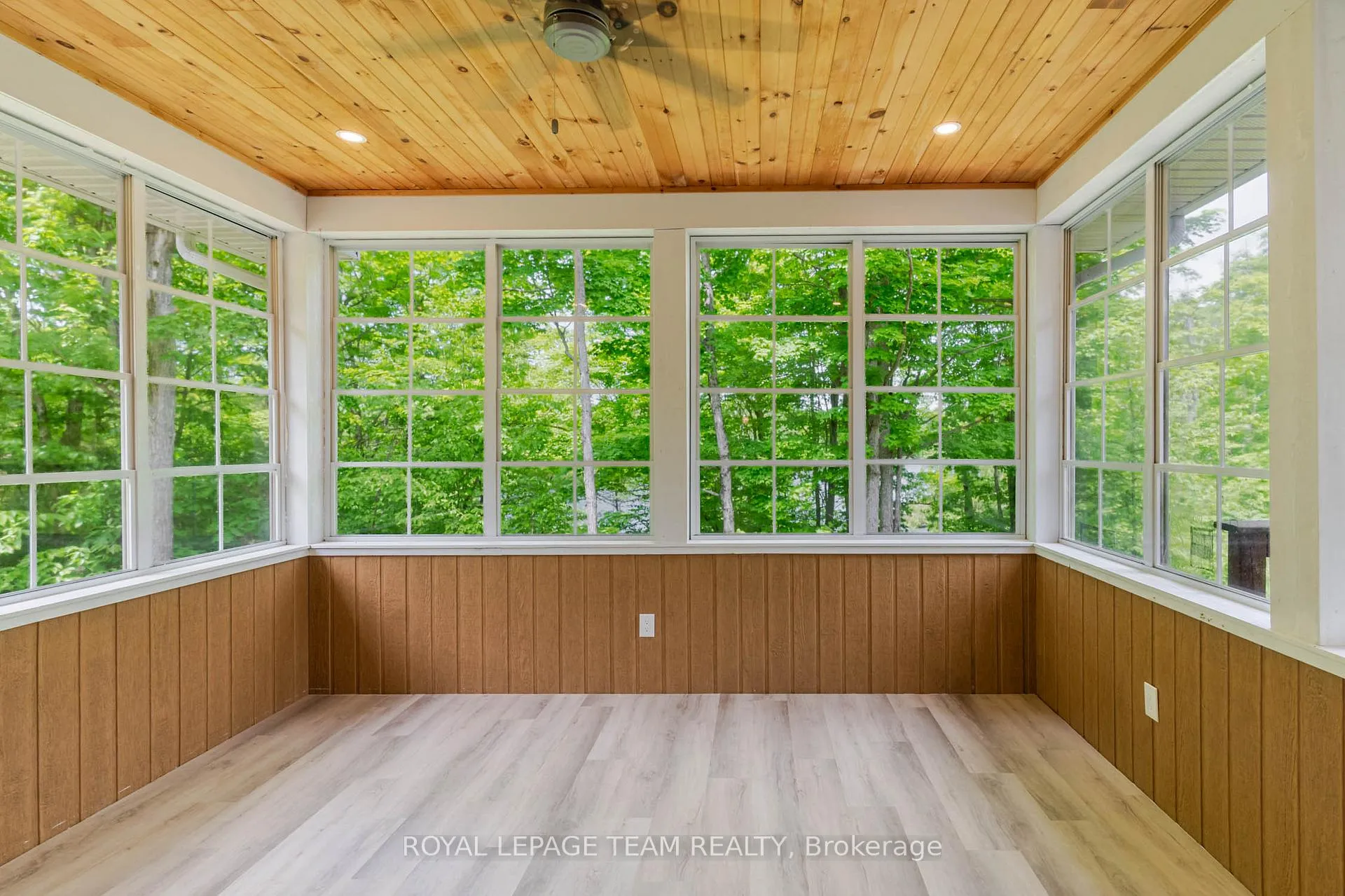 Photo 16 of 196 Silvery Lane, Tay Valley, Bathurst/Burgess & Sherbrooke (South Sherbrooke) Twp — HOMEH