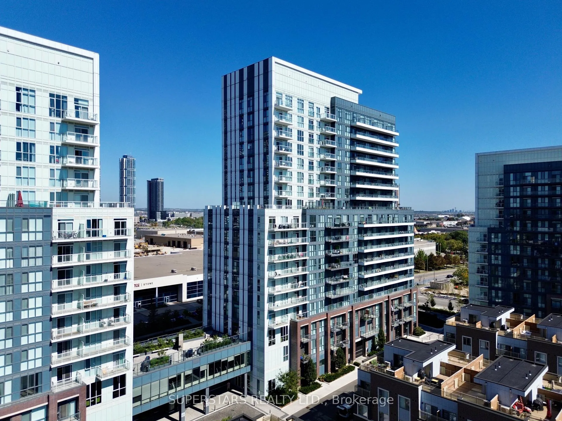 Photo 1 of Unit 1003, 38 Honeycrisp Crescent, Vaughan, Vaughan Corporate Centre — HOMEH