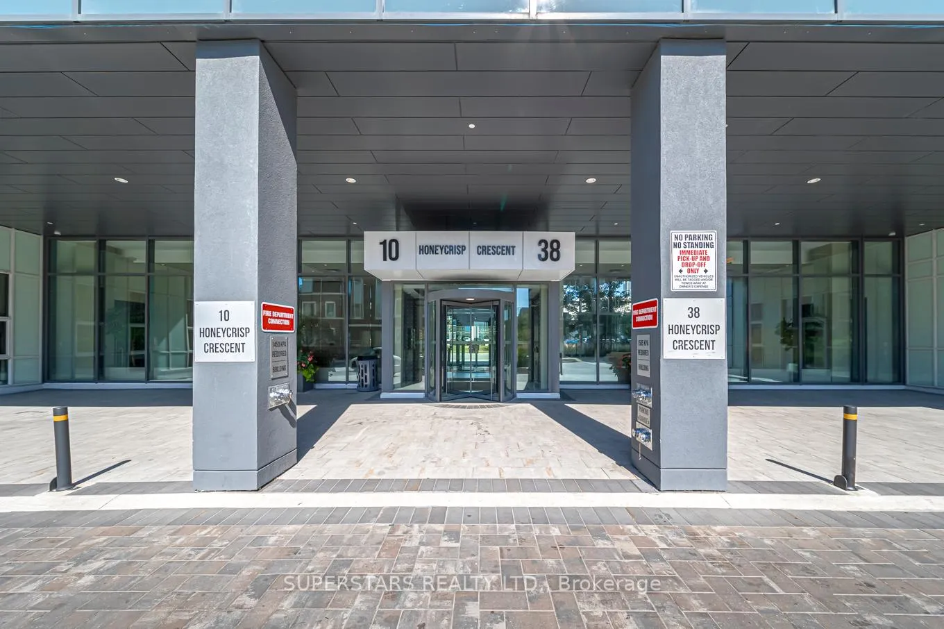 Photo 4 of Unit 1003, 38 Honeycrisp Crescent, Vaughan, Vaughan Corporate Centre — HOMEH