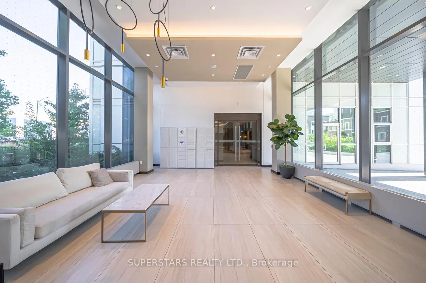 Photo 6 of Unit 1003, 38 Honeycrisp Crescent, Vaughan, Vaughan Corporate Centre — HOMEH