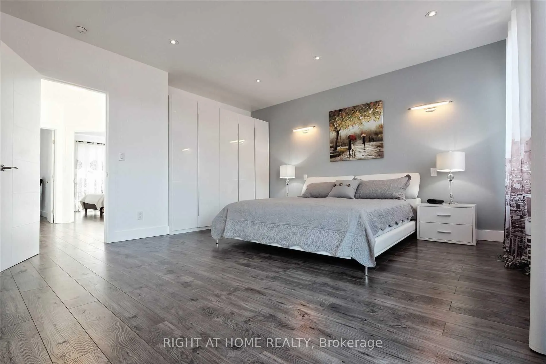 Photo 9 of 206 Gamma Street, Etobicoke, Alderwood — HOMEH