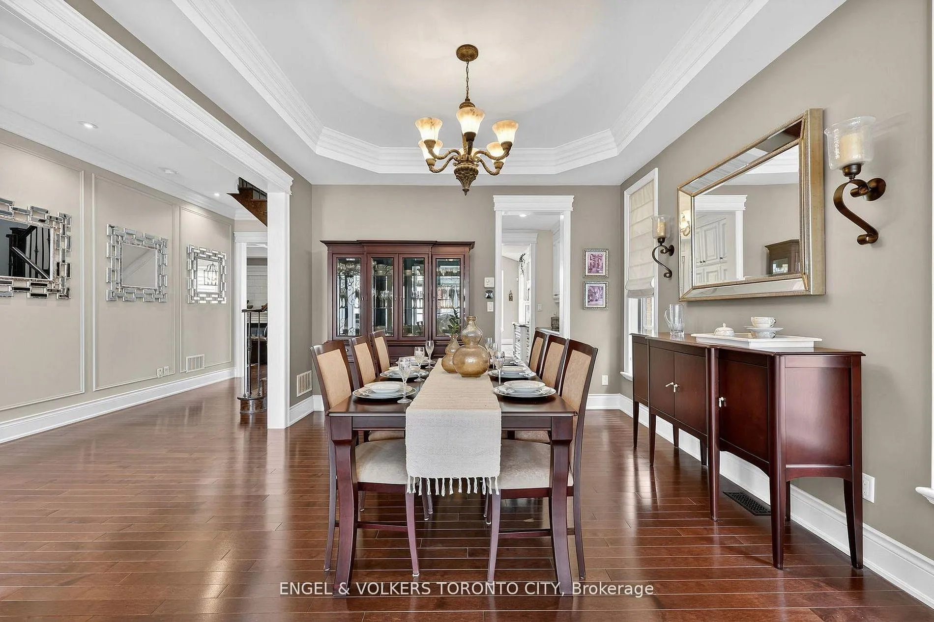 Photo 5 of 10 Silver Sterling Crescent, Vaughan, Vellore Village — HOMEH