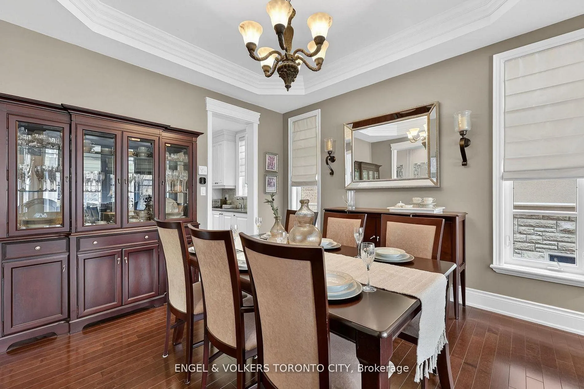 Photo 6 of 10 Silver Sterling Crescent, Vaughan, Vellore Village — HOMEH