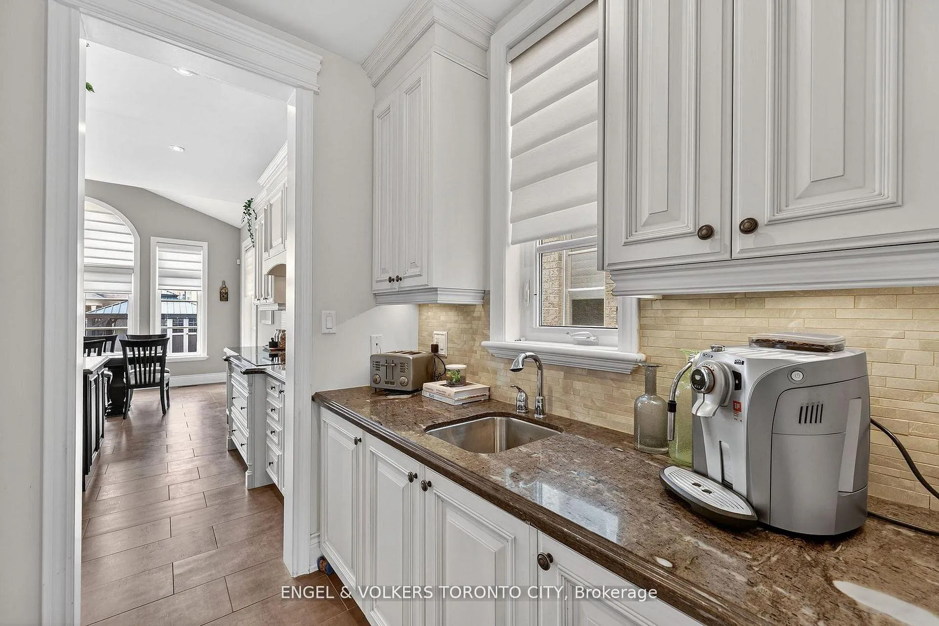 Photo 9 of 10 Silver Sterling Crescent, Vaughan, Vellore Village — HOMEH