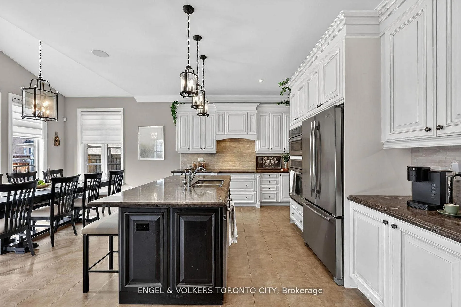 Photo 11 of 10 Silver Sterling Crescent, Vaughan, Vellore Village — HOMEH