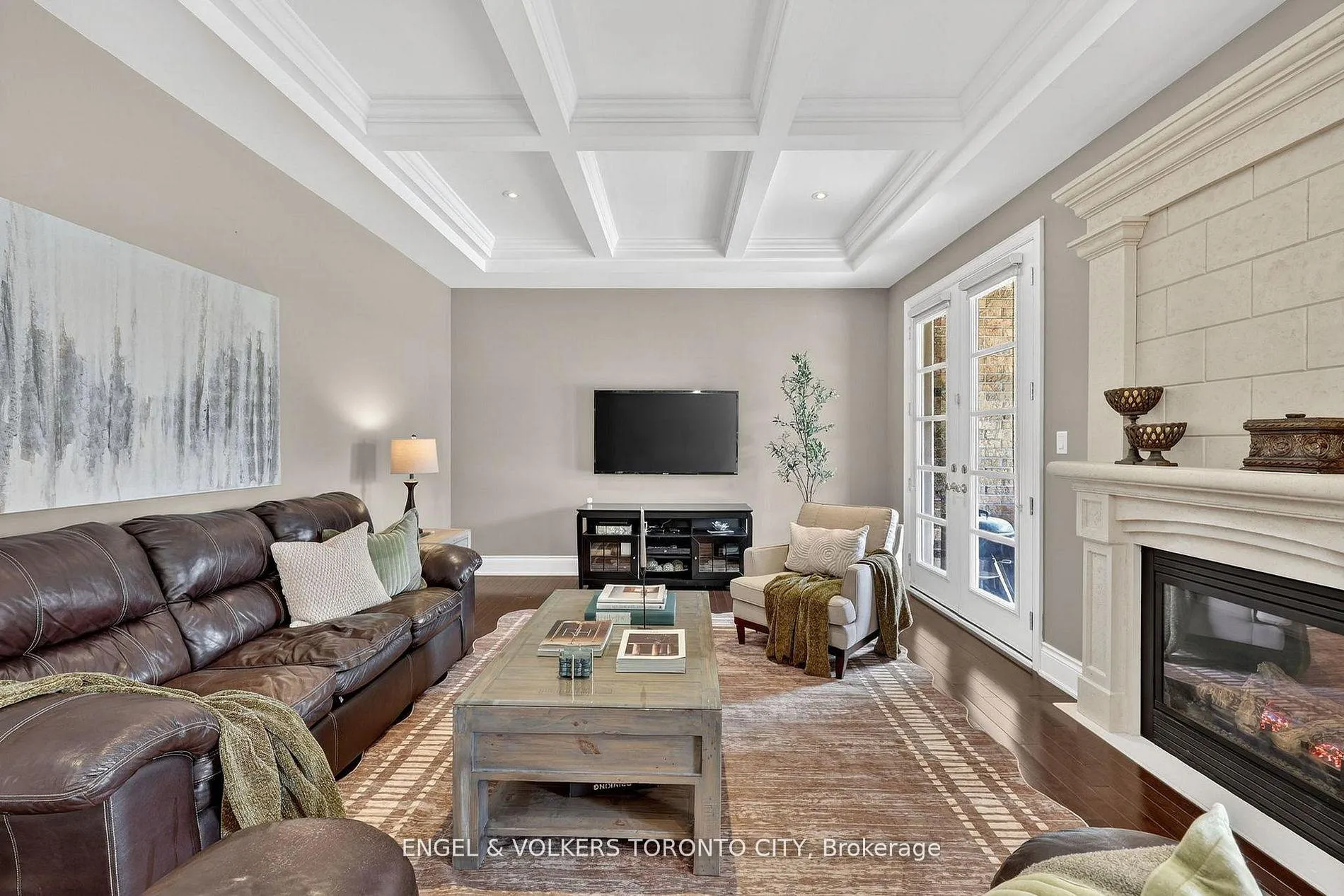Photo 20 of 10 Silver Sterling Crescent, Vaughan, Vellore Village — HOMEH