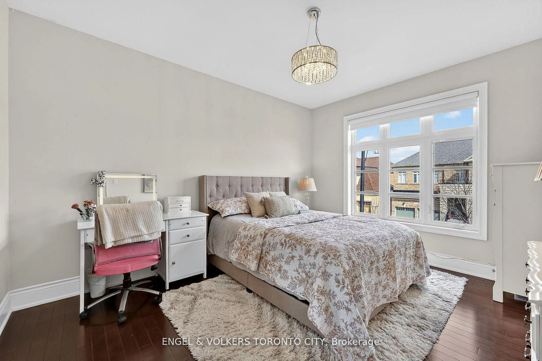 Photo 27 of 10 Silver Sterling Crescent, Vaughan, Vellore Village — HOMEH