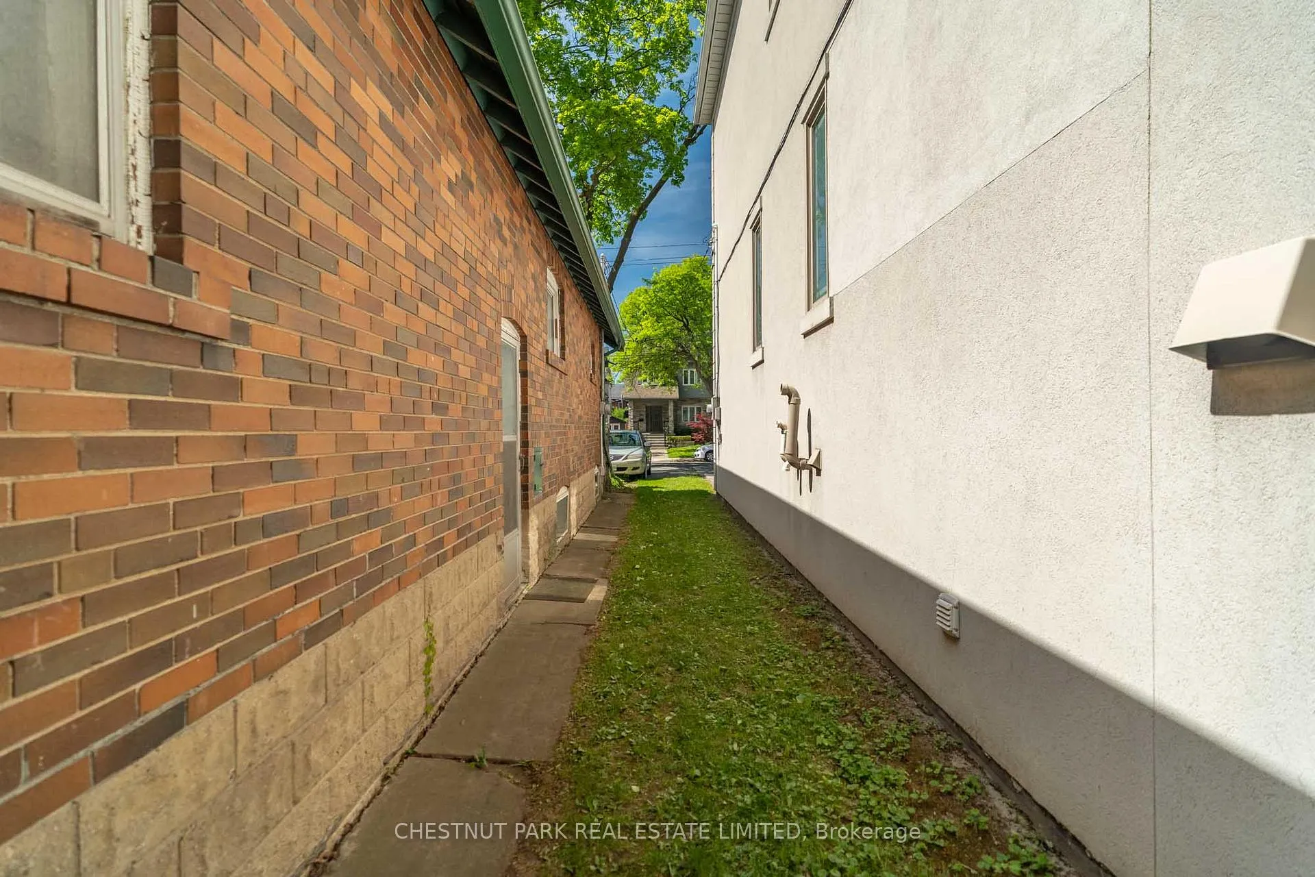 Photo 6 of 127 St Clements Avenue, Toronto, Yonge-Eglinton — HOMEH