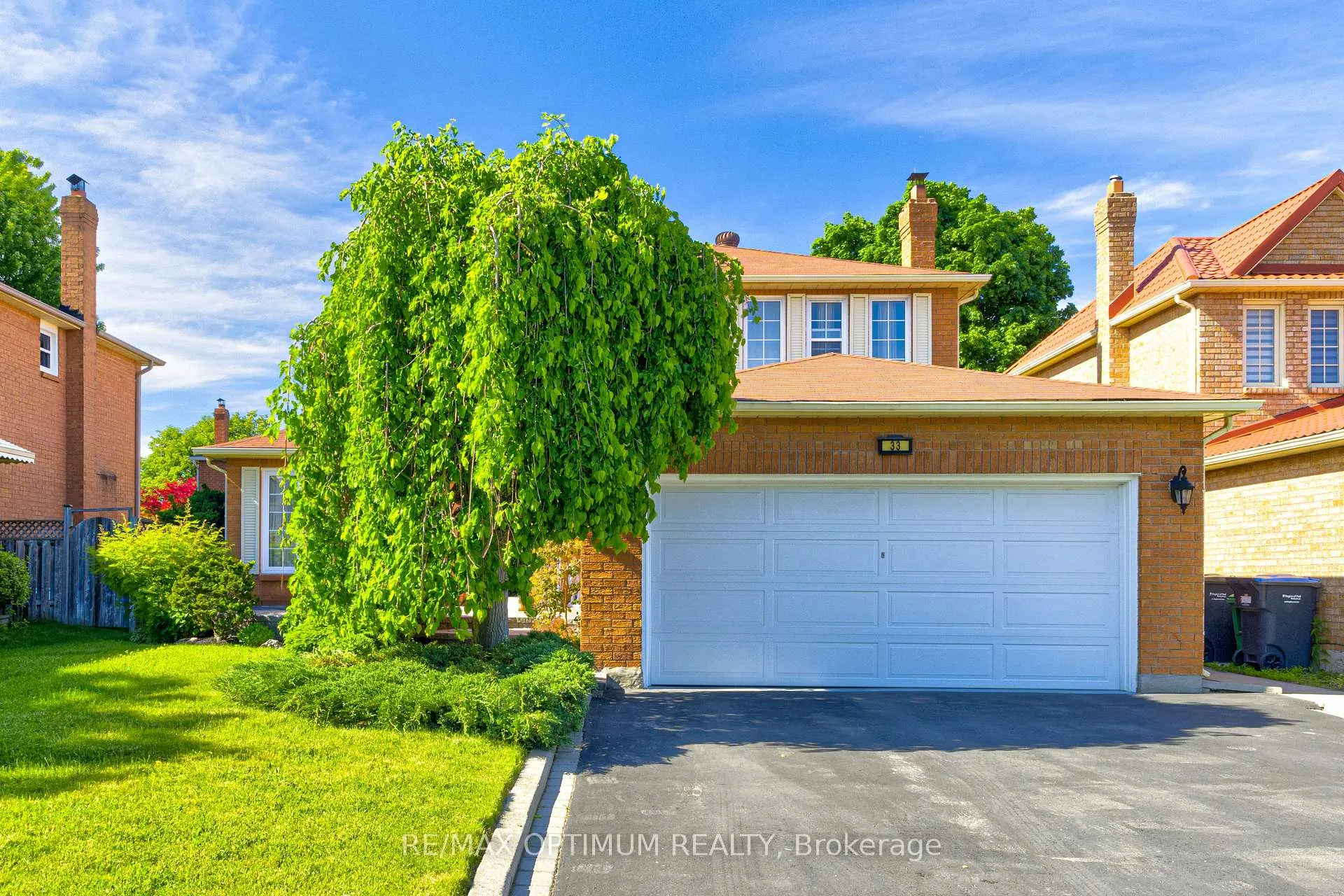 Photo 1 of 33 Corkett Drive, Brampton, Northwood Park — HOMEH