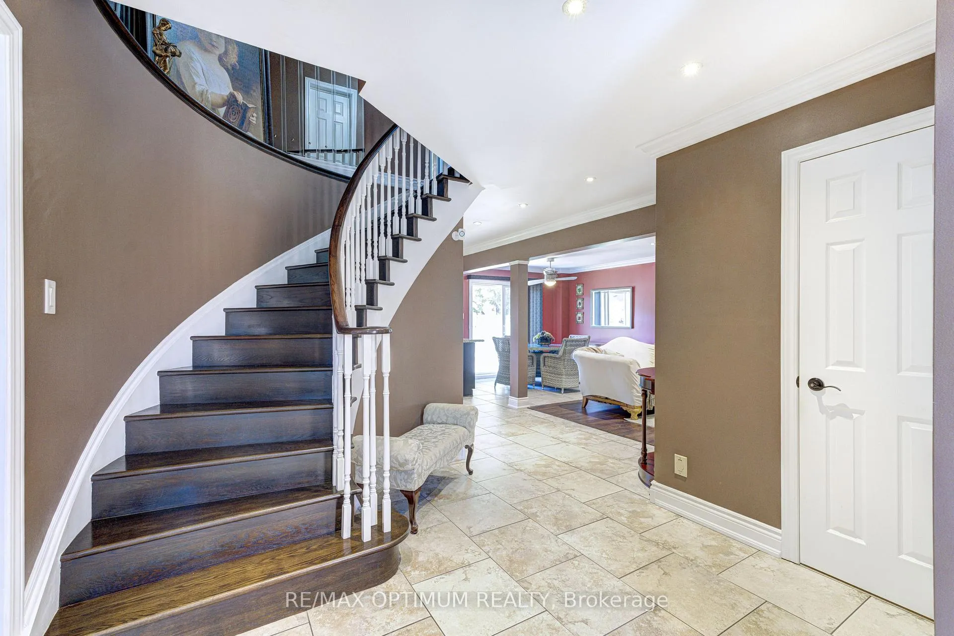 Photo 8 of 33 Corkett Drive, Brampton, Northwood Park — HOMEH
