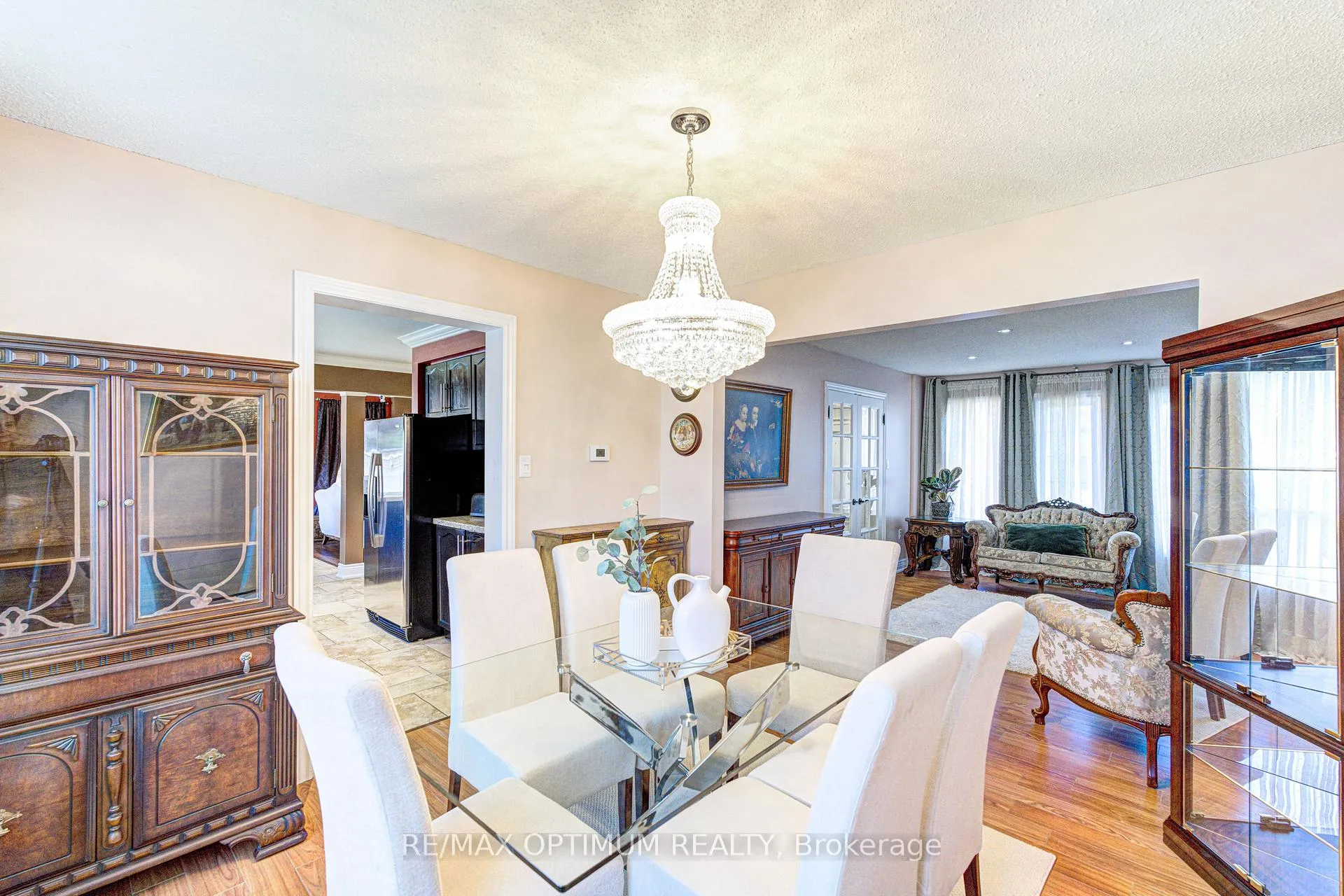 Photo 14 of 33 Corkett Drive, Brampton, Northwood Park — HOMEH