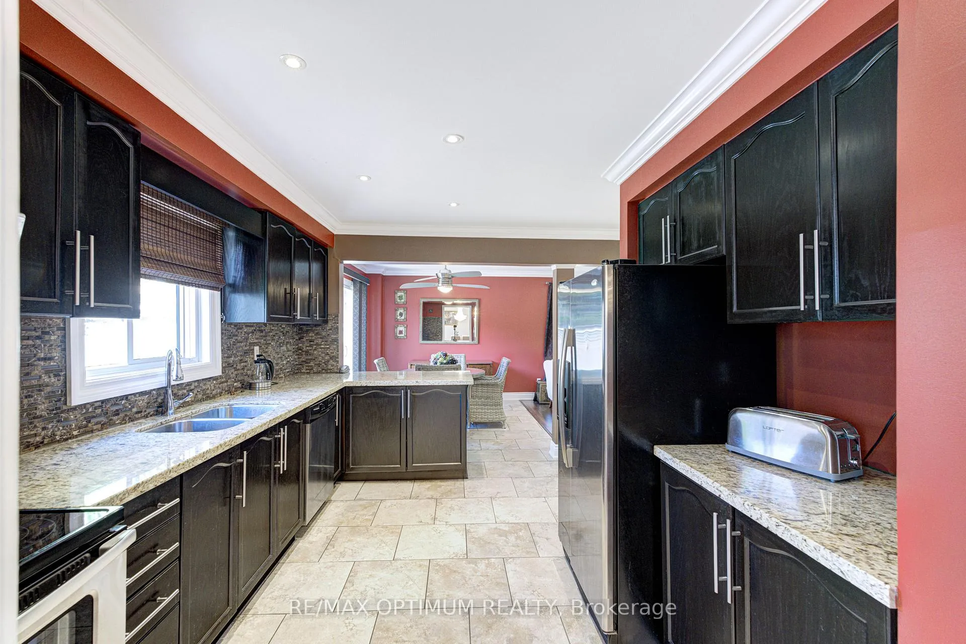 Photo 19 of 33 Corkett Drive, Brampton, Northwood Park — HOMEH
